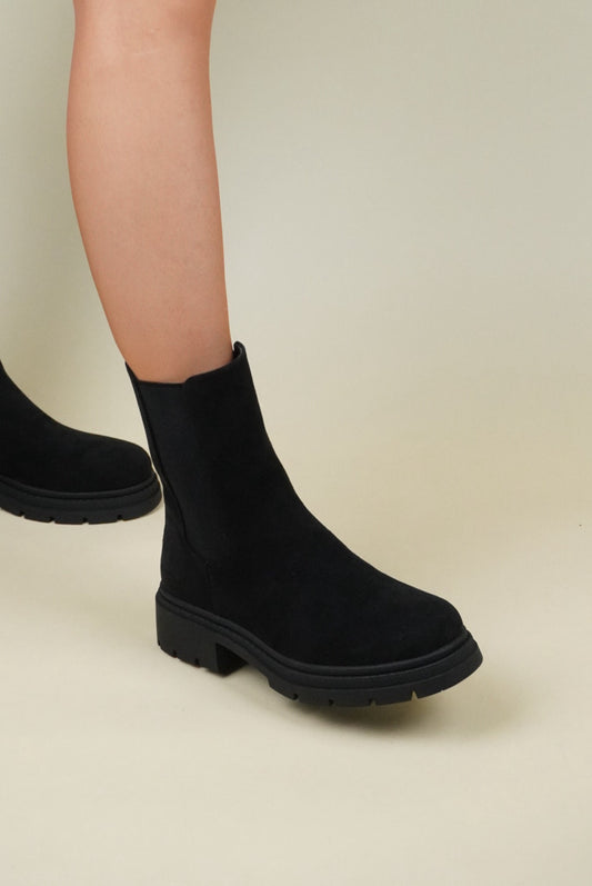 Chelsea Bakancs – Velúr Fekete