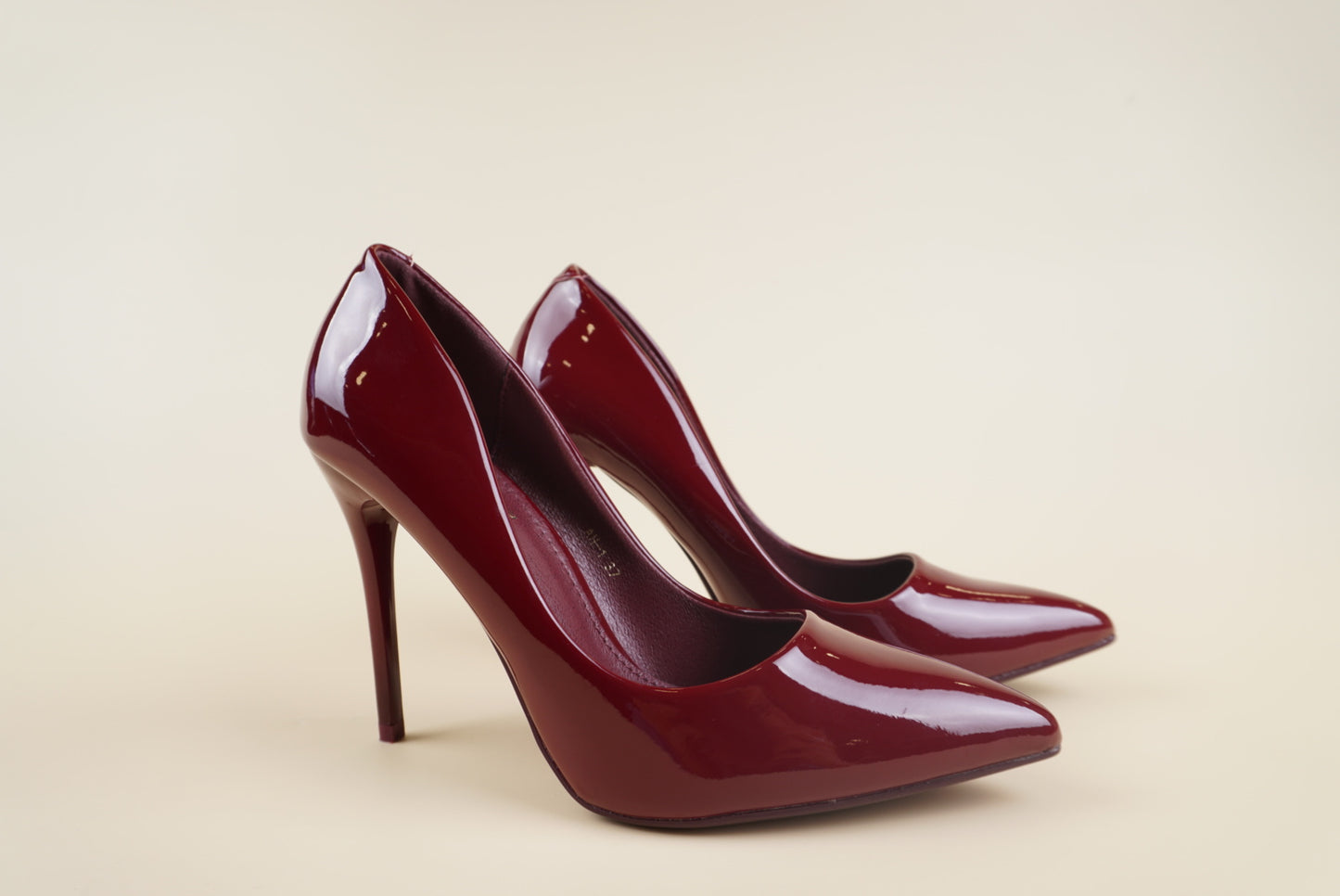 Classic High Heels - Wine