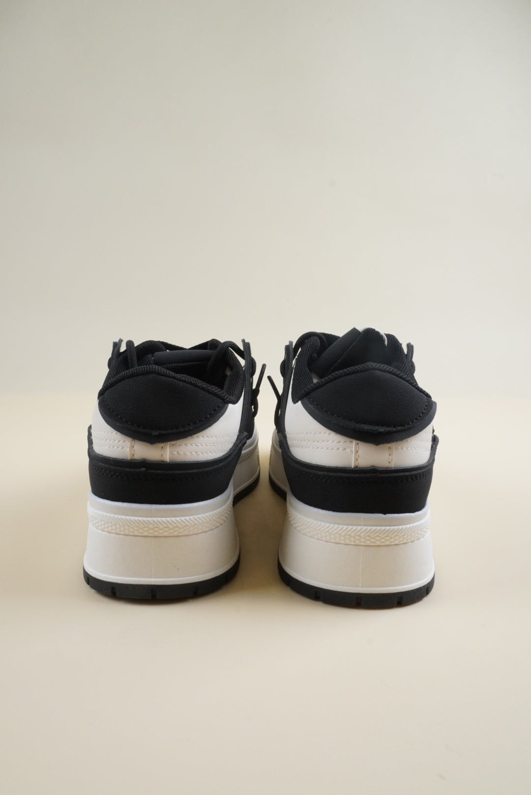 Chunky Sneakers - Black