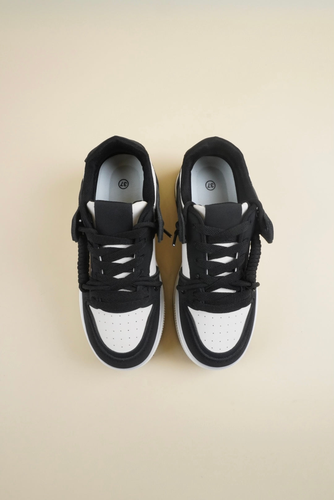 Chunky Sneakers - Black