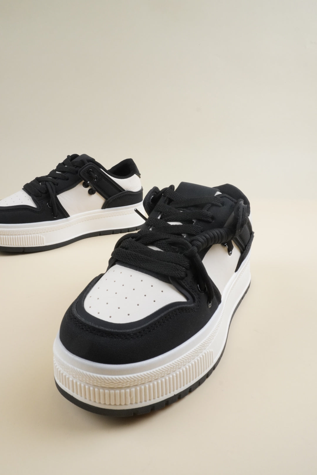 Chunky Sneakers - Black