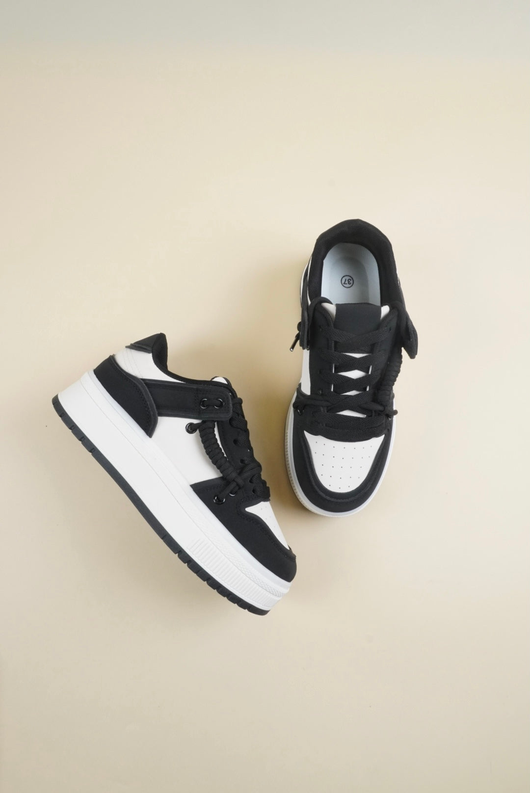 Chunky Sneakers - Black