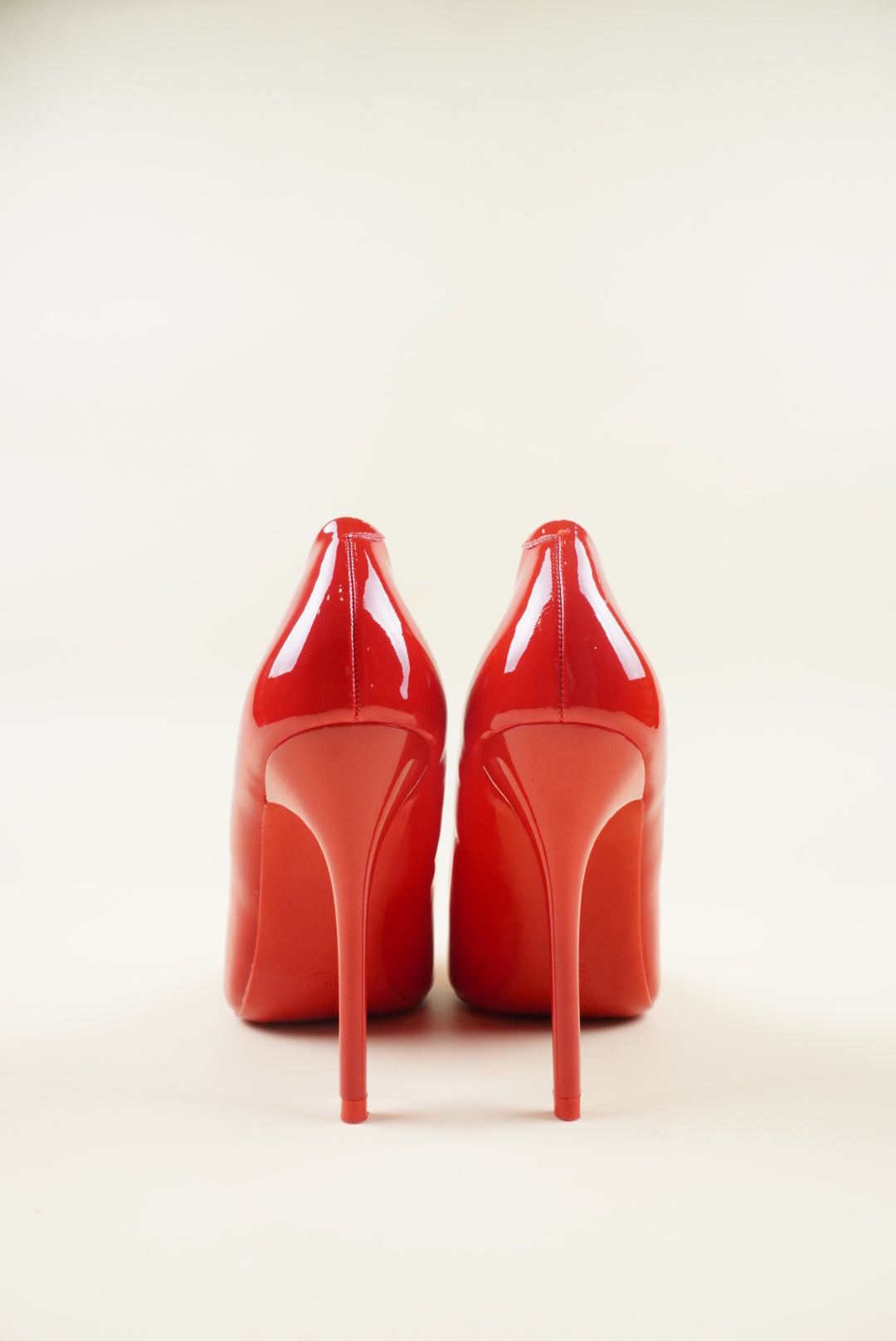 Classic High Heels - Red