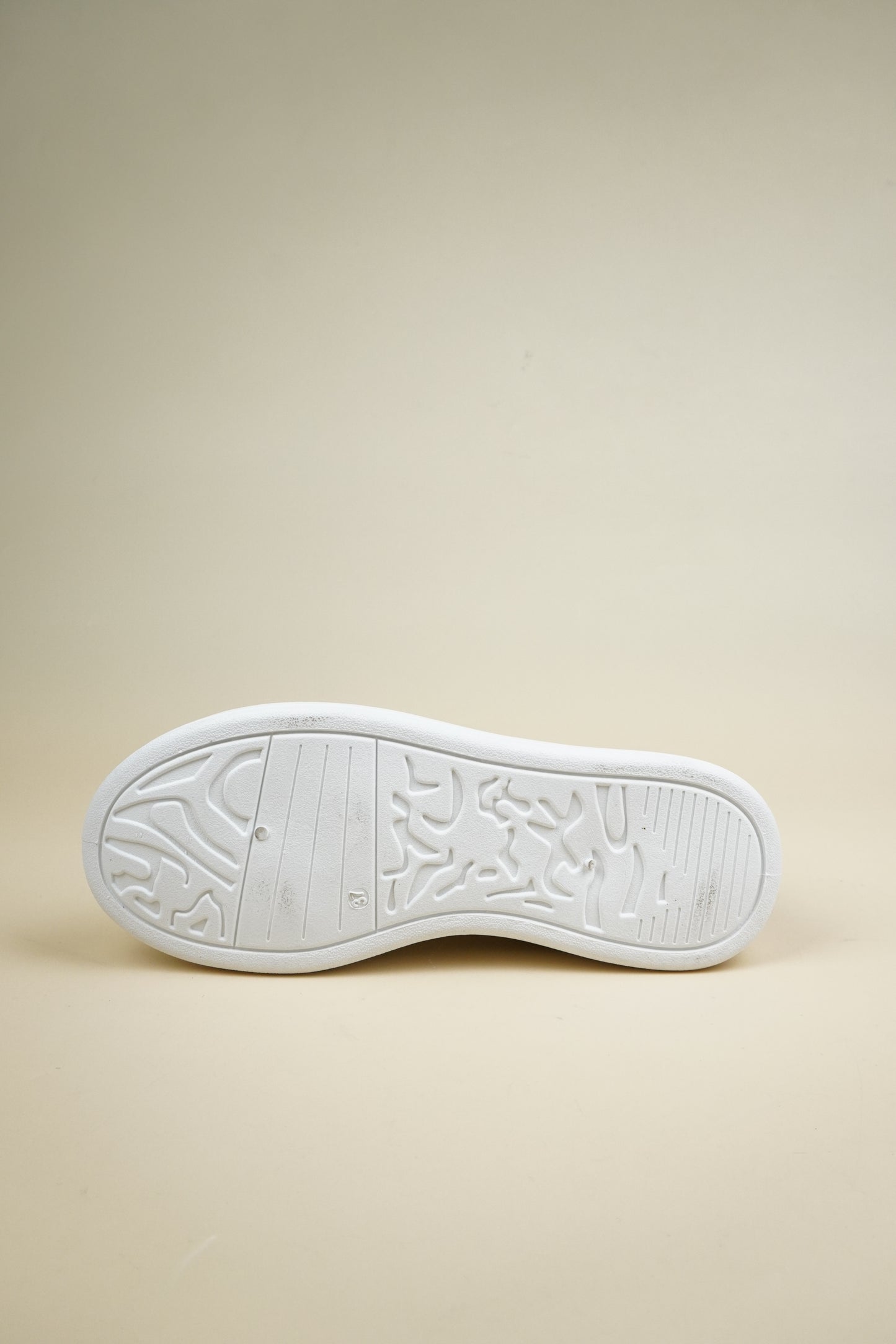 Classic Platform Sneakers - Black