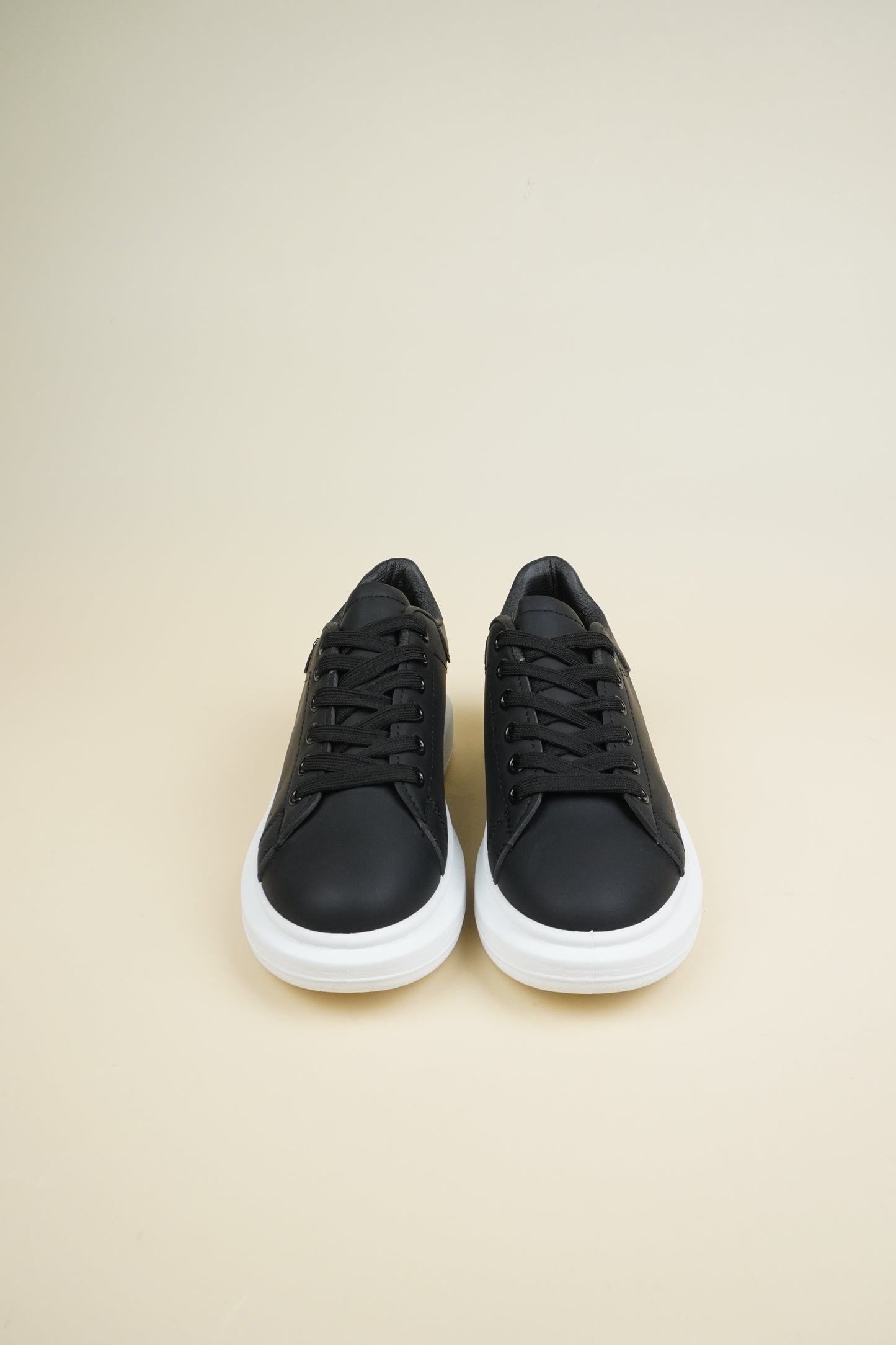 Classic Platform Sneakers - Black