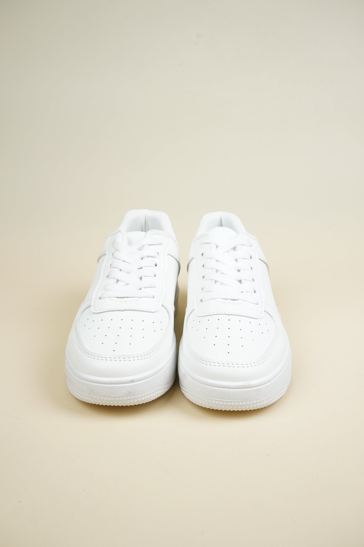 Classic Sneakers - White