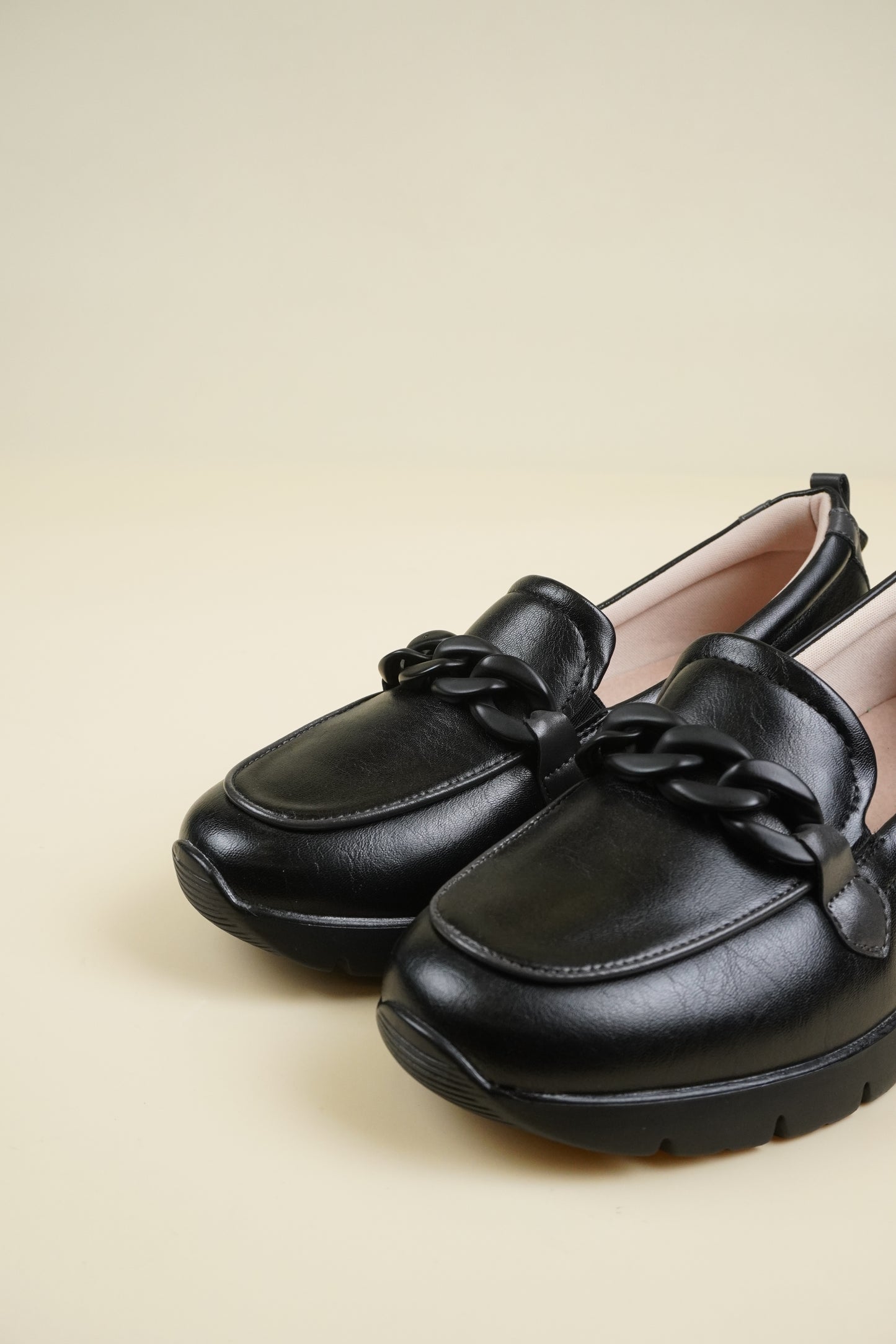 Ladies' Wedge Loafers - Black