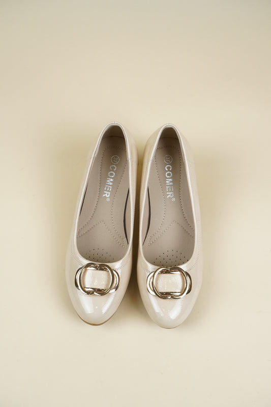 Patent Leather Pumps Low Heel - Beige