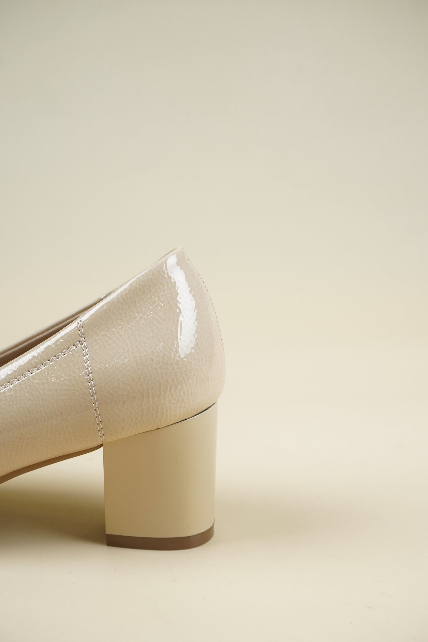 Patent Leather Pumps Low Heel - Beige