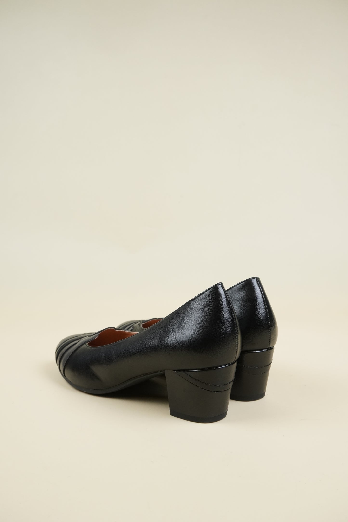 Block Heeled Court Shoes - Black
