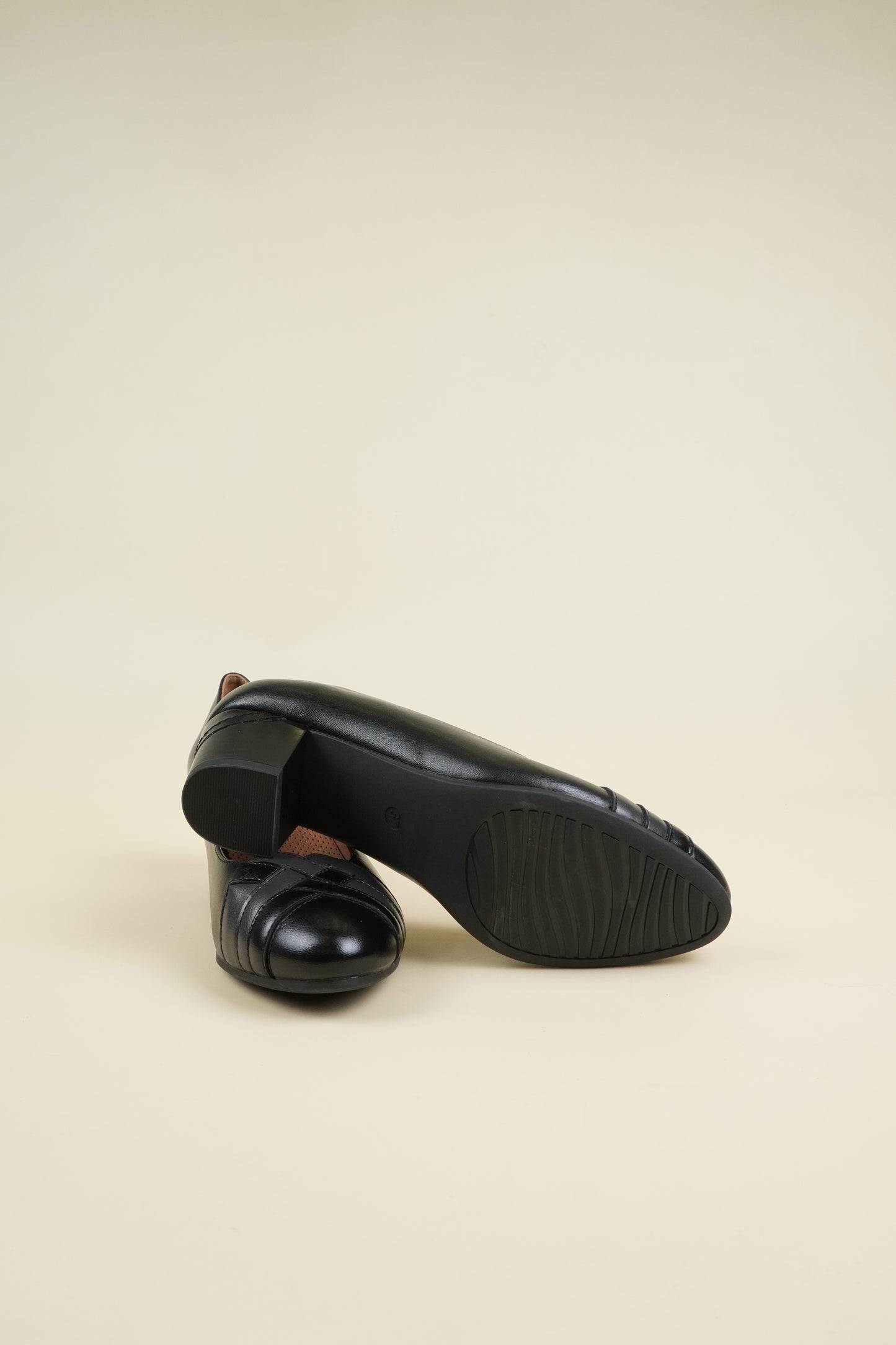 Block Heeled Court Shoes - Black