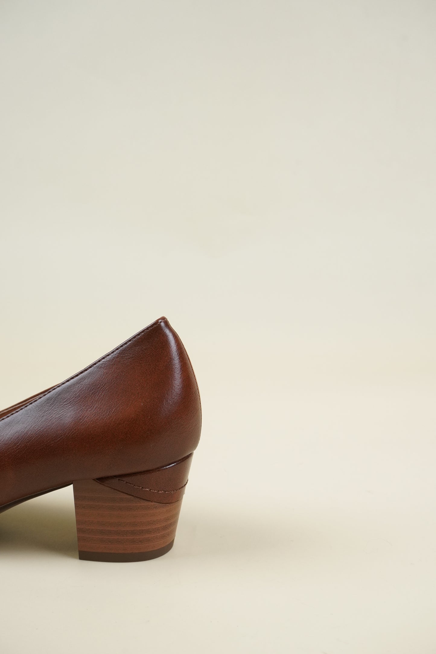 Block Heeled Court Shoes - Camel