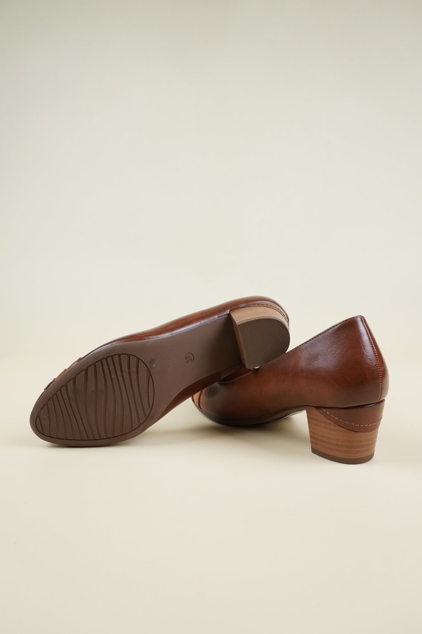 Block Heeled Court Shoes - Camel