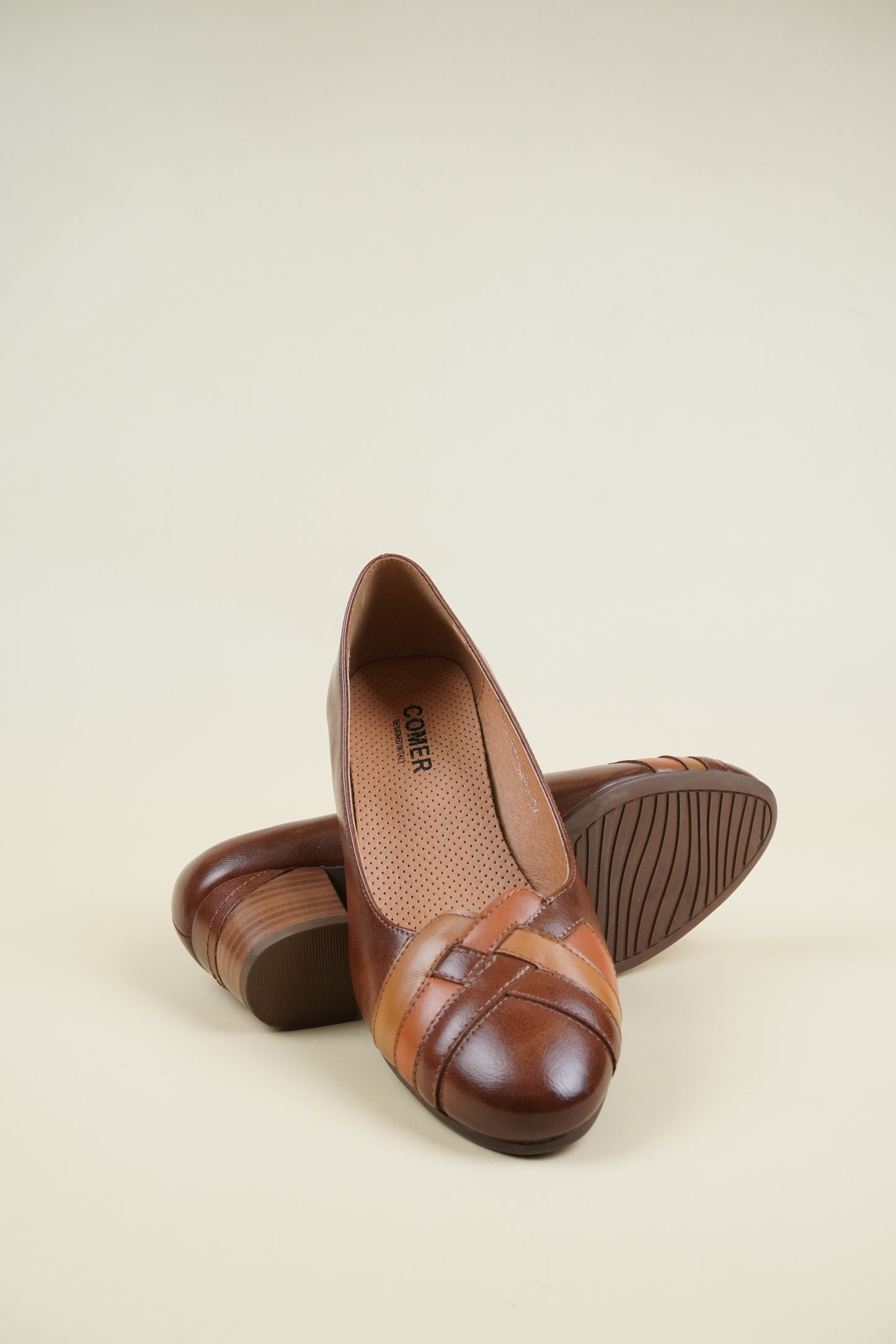 Block Heeled Court Shoes - Camel