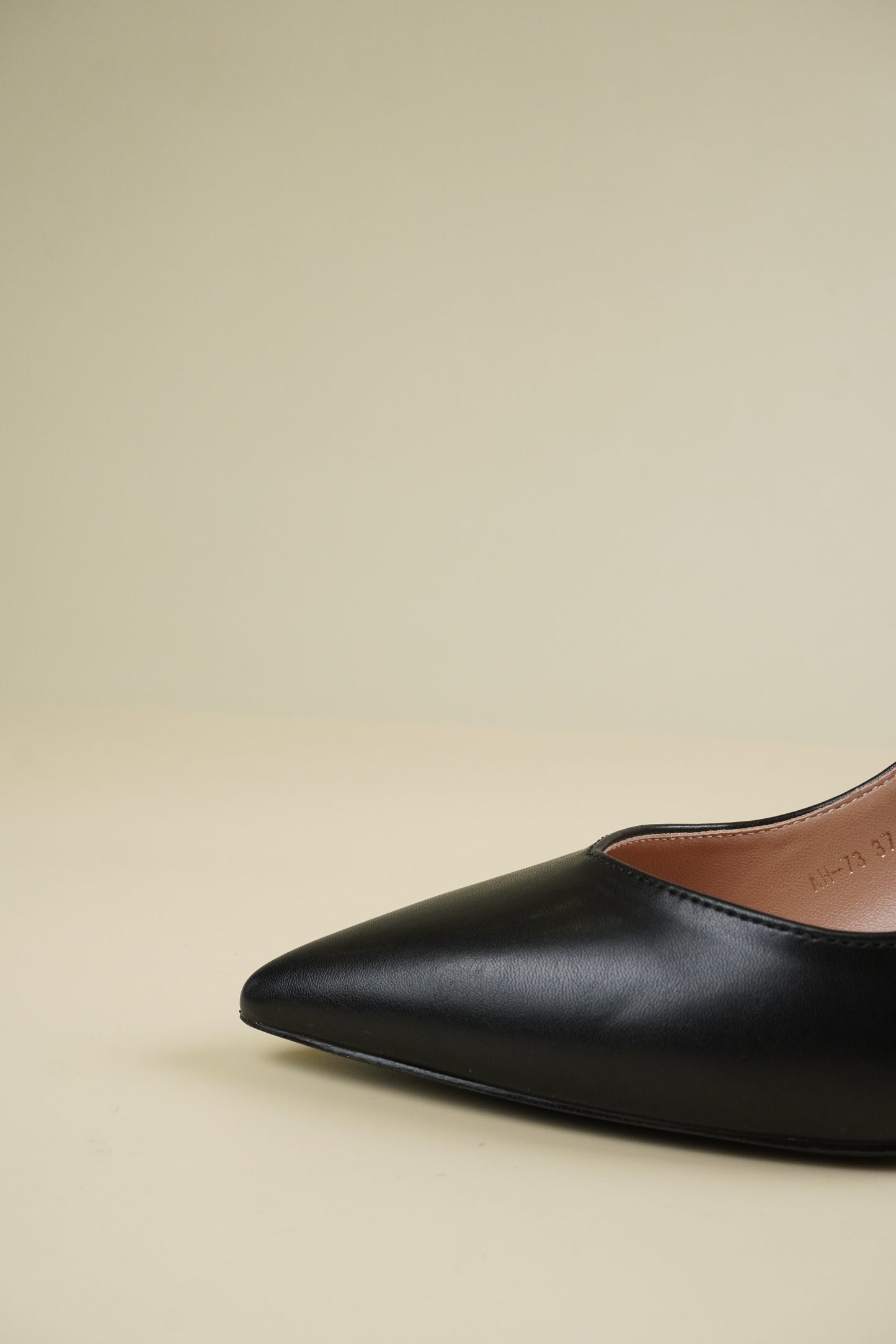 Classic Leather Slingback Heels - Black