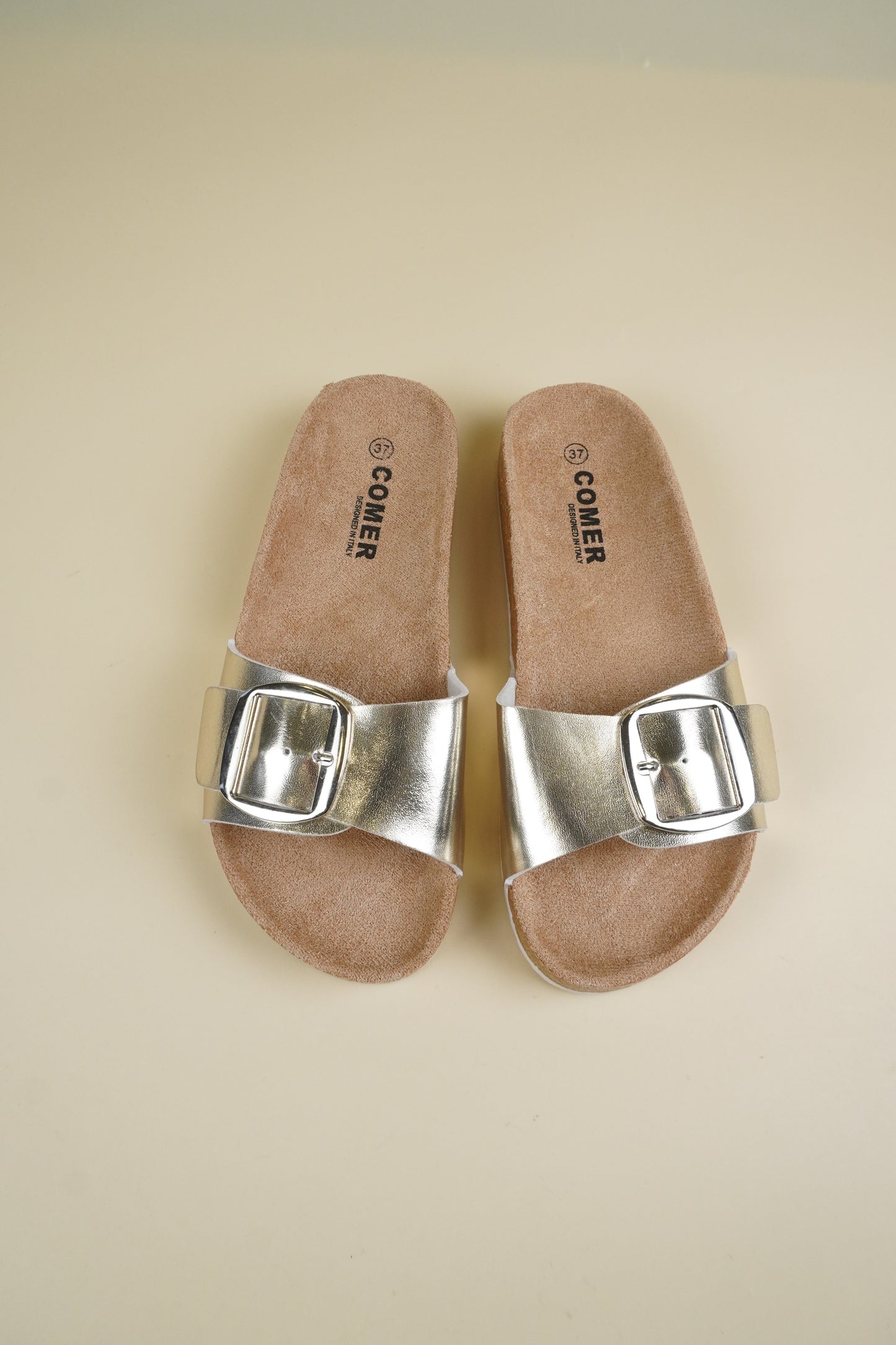 Single-Buckle Slippers - Gold
