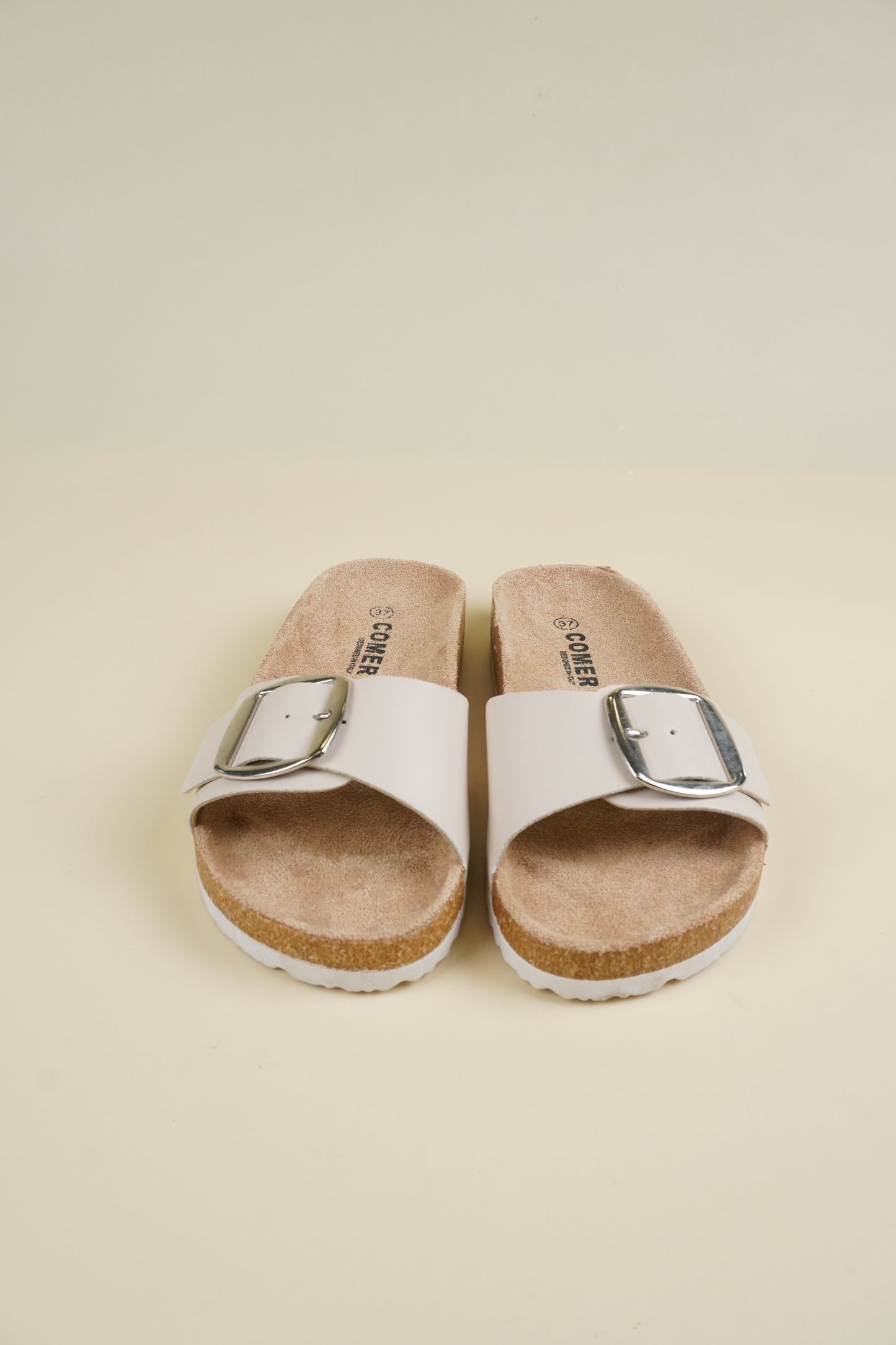Single-Buckle Slippers - Beige