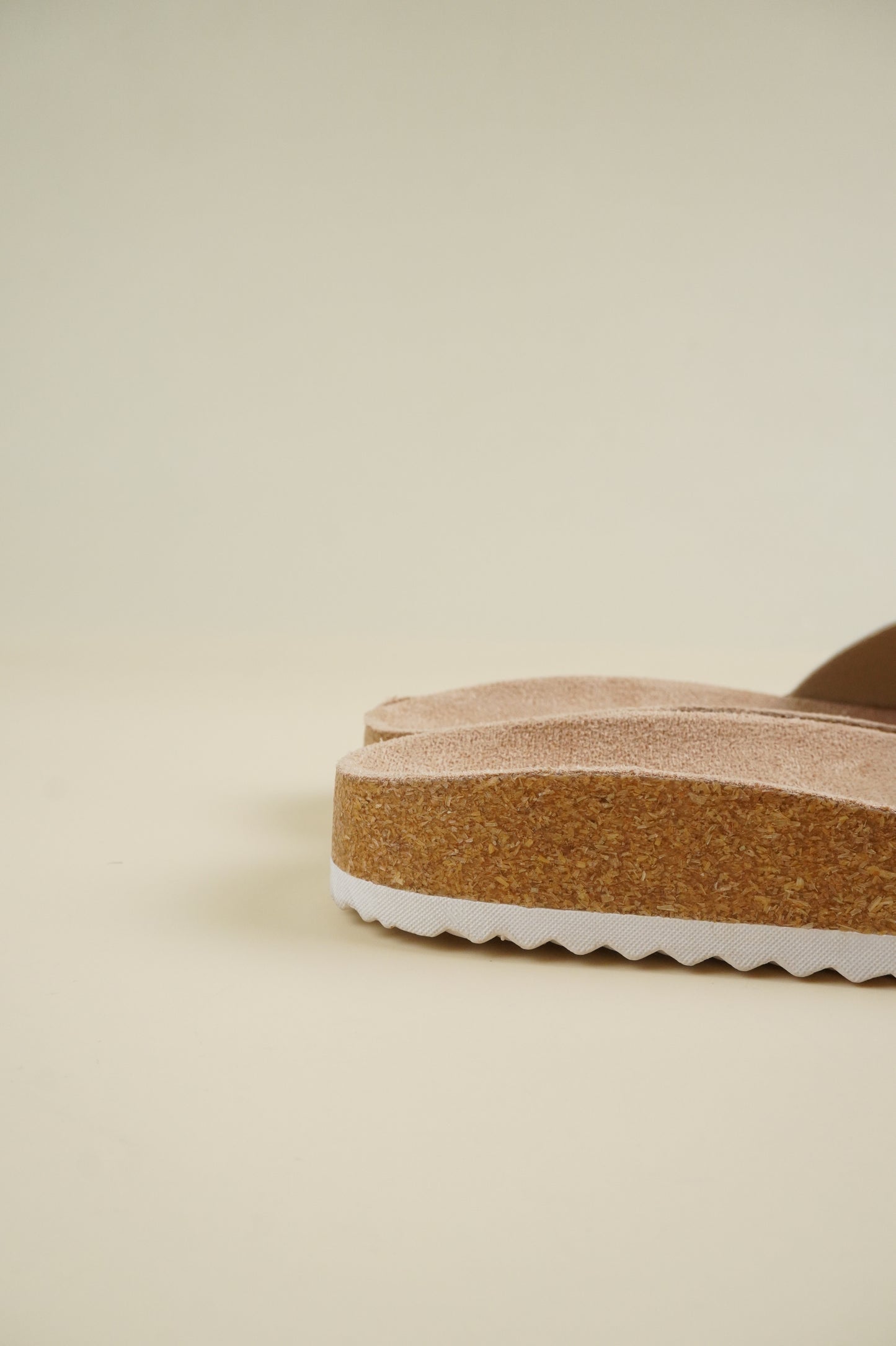 Single-Buckle Slippers - Beige