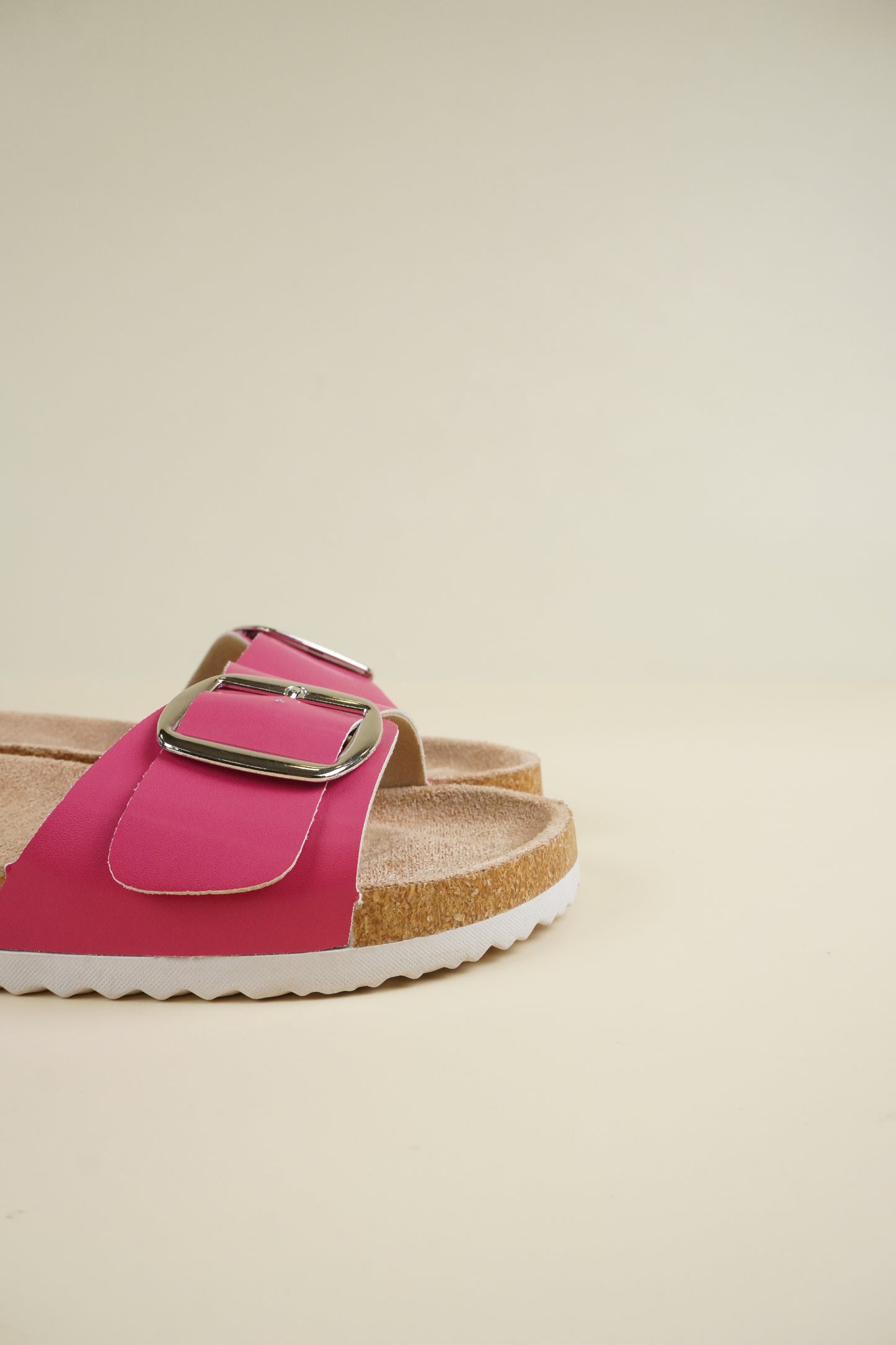 Single-Buckle Slippers - Fushia