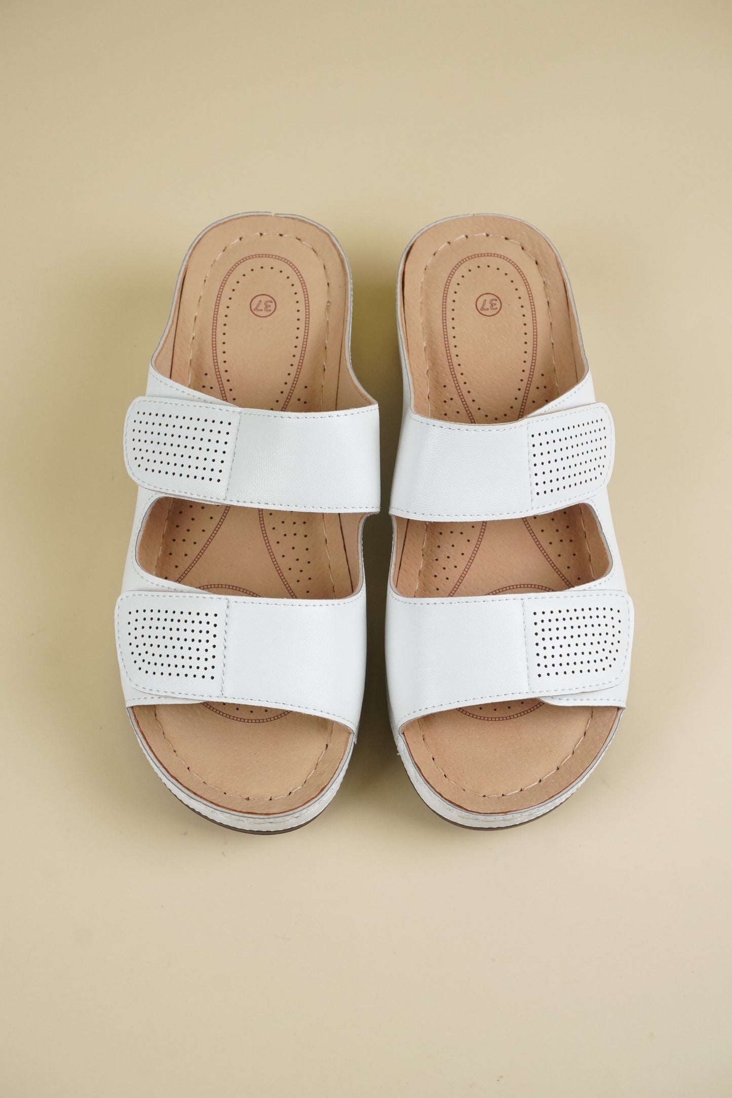 Open-Toe Wide-Fit Wedge Slippers - White