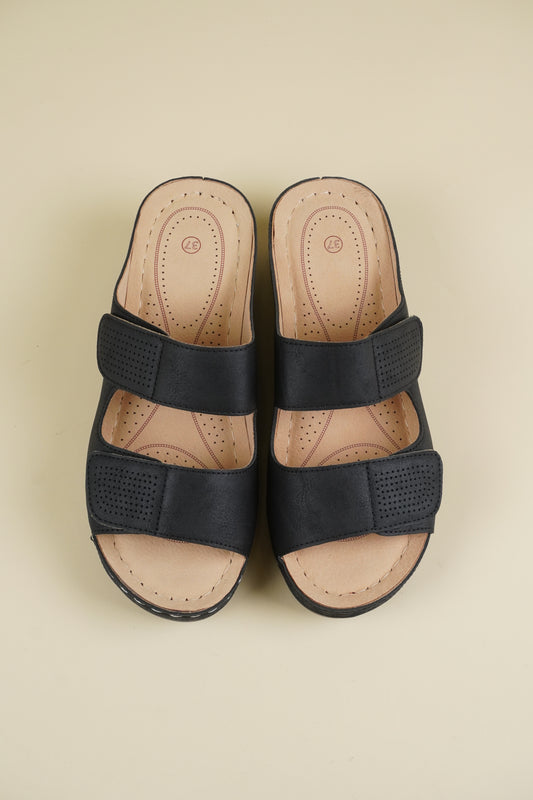 Open-Toe Wide-Fit Wedge Slippers - Black
