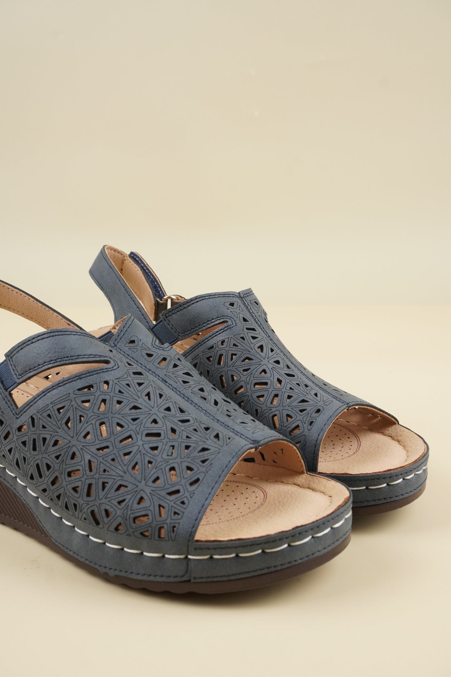 Open-Toe Wide-Fit Sandals - Blue