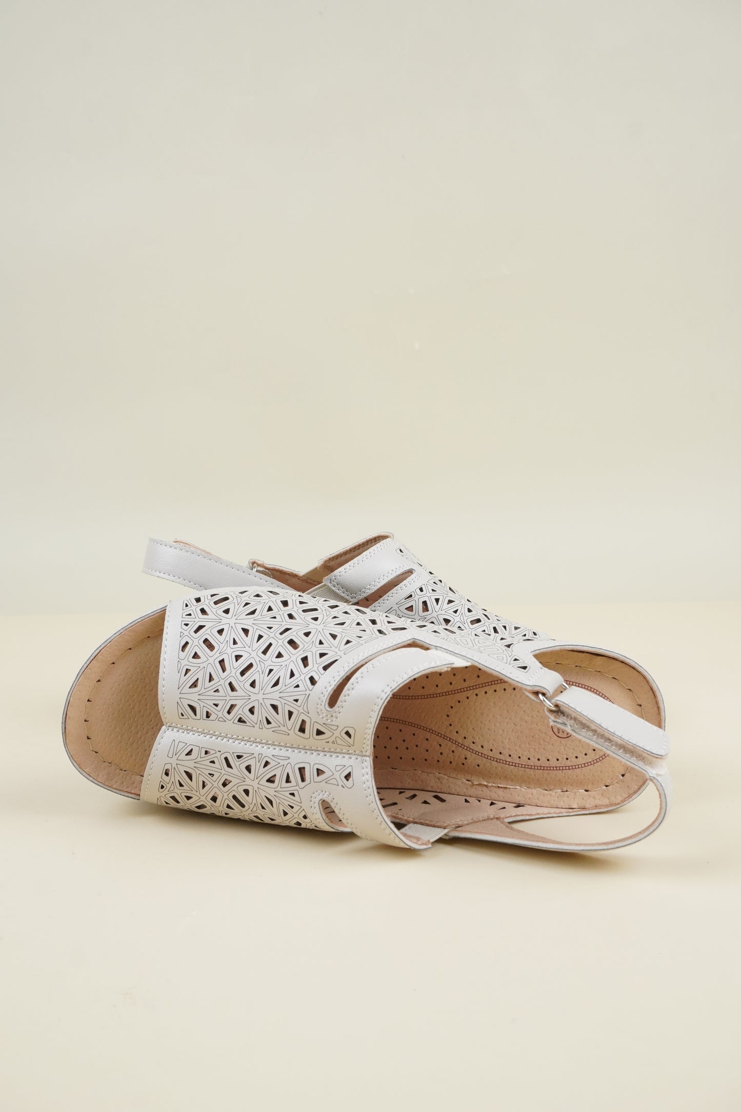 Open-Toe Wide-Fit Sandals - Beige