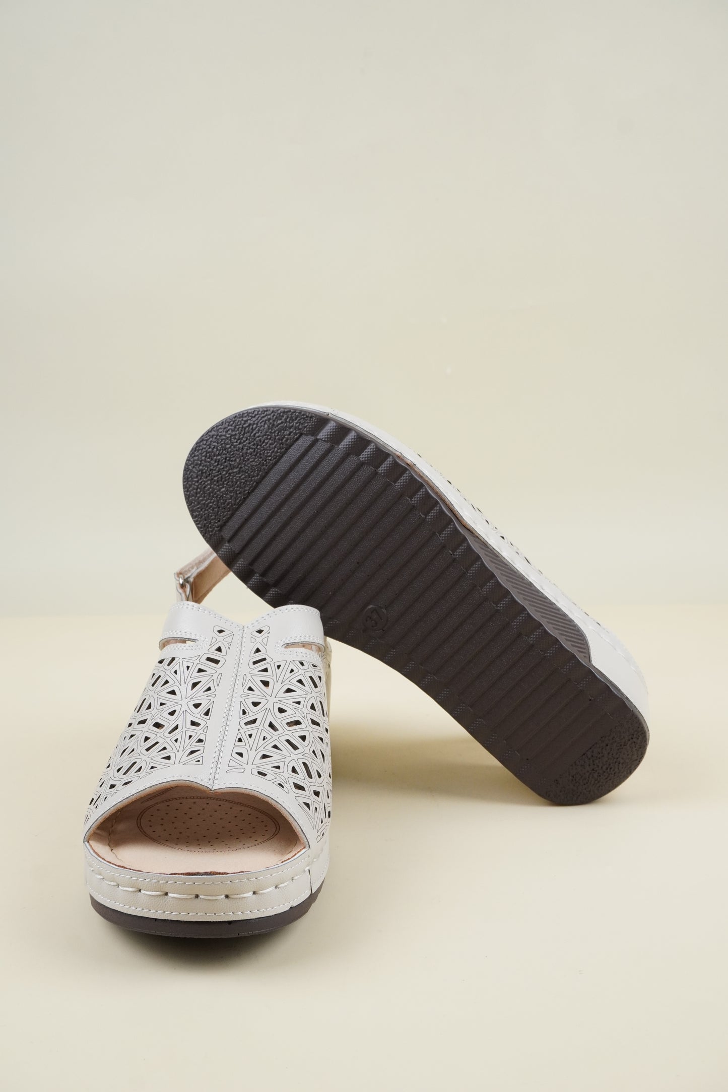 Open-Toe Wide-Fit Sandals - Beige