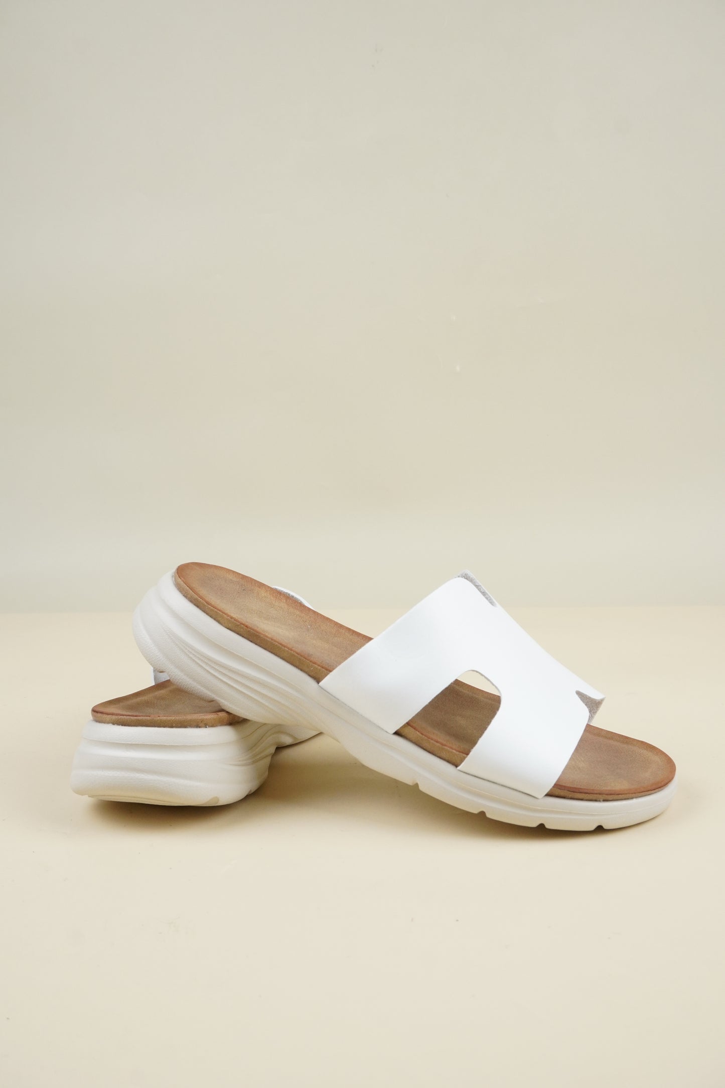 H Slippers - White