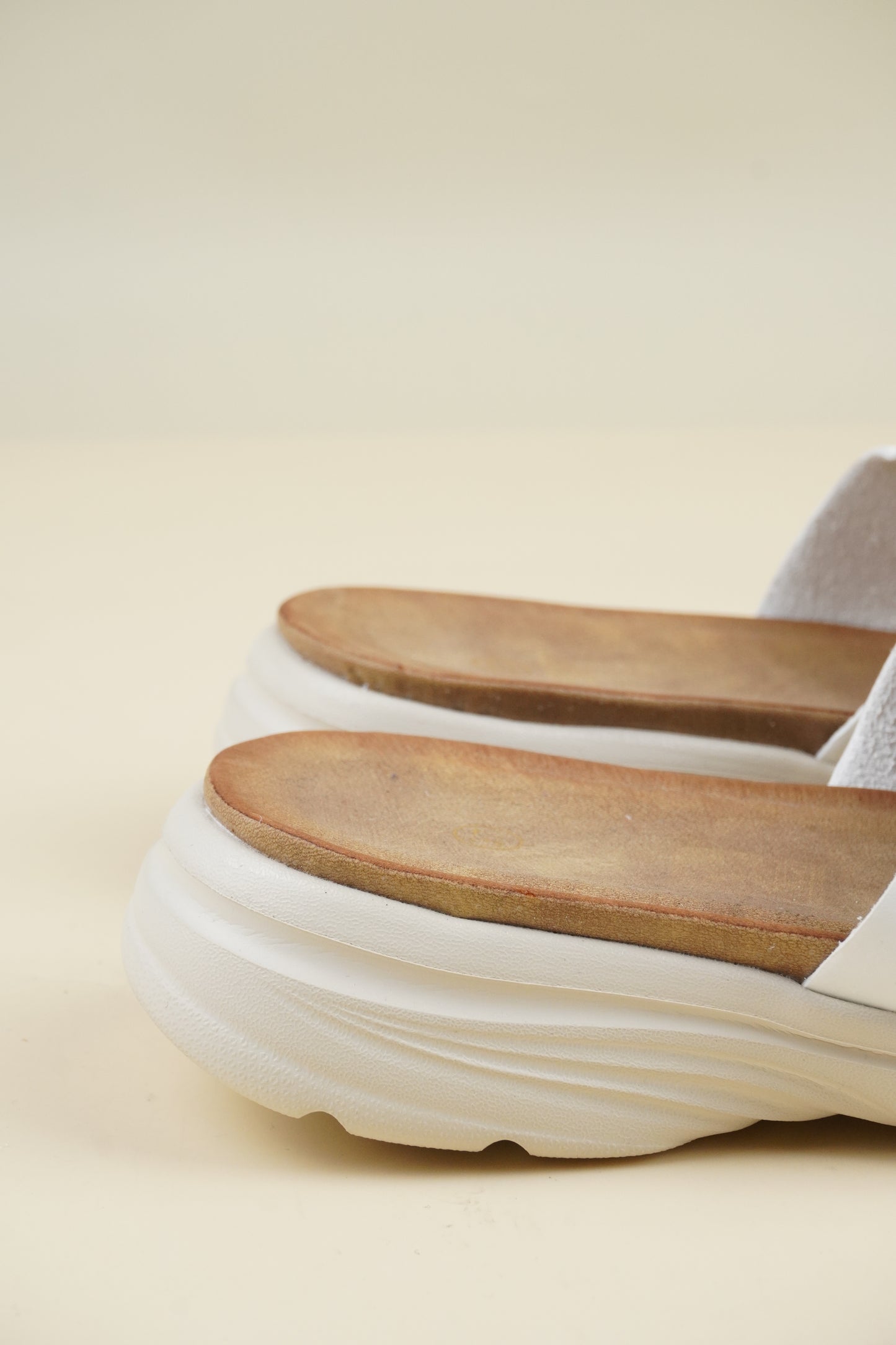 H Slippers - White