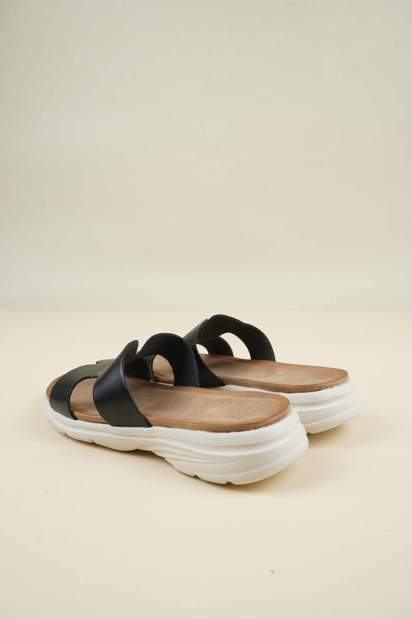 H Slippers - Black