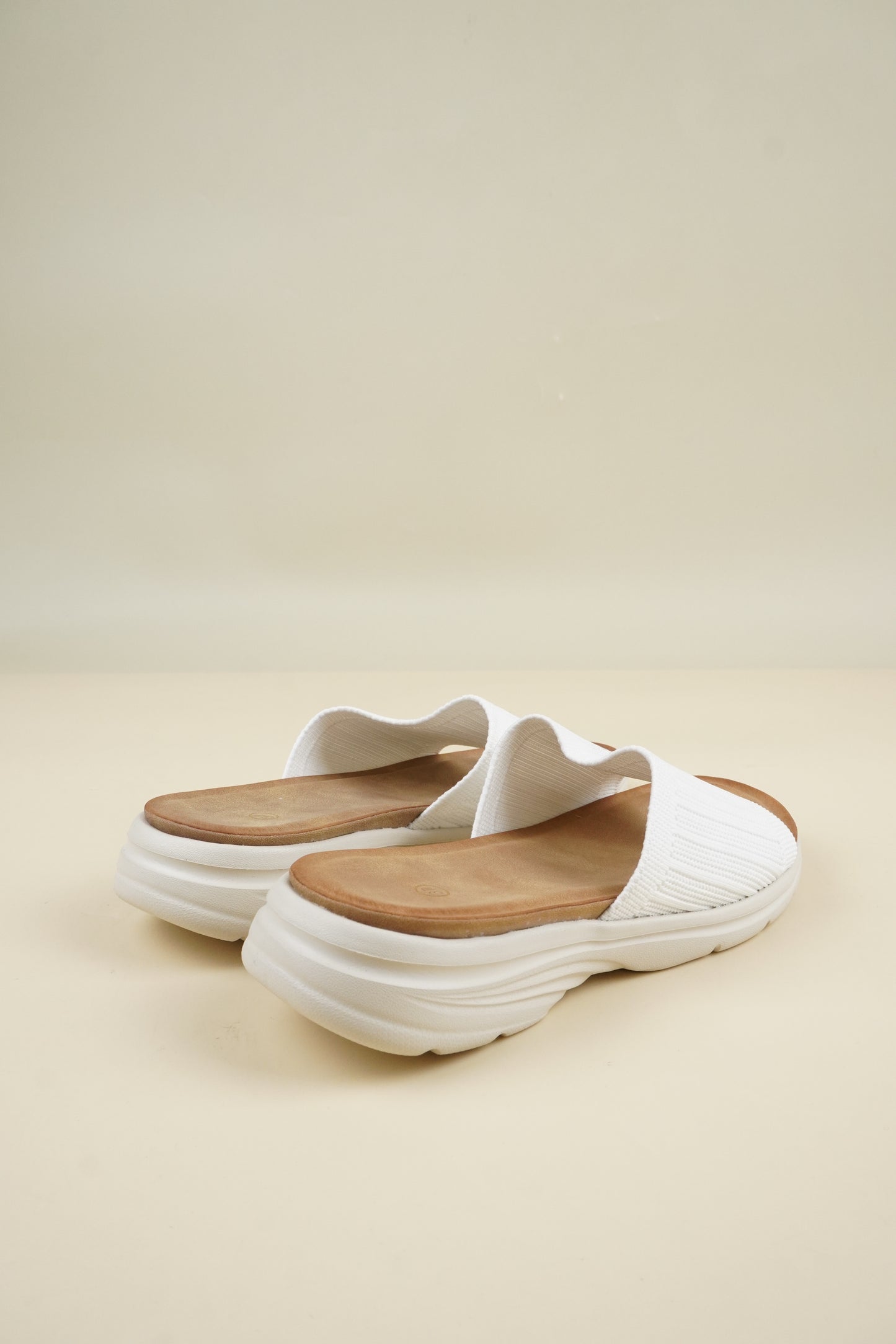 Fabric Light Weight Slippers - White