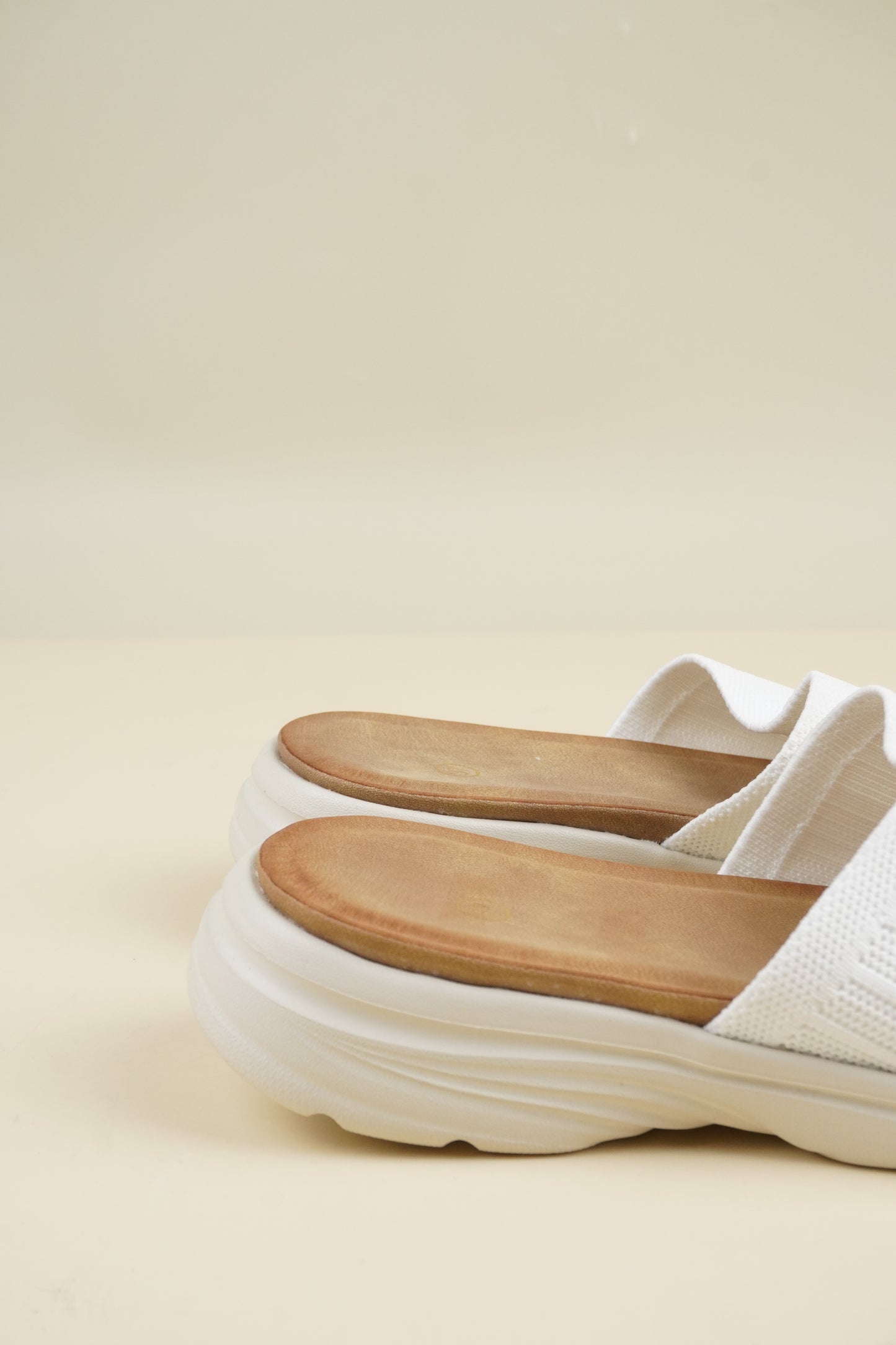 Fabric Light Weight Slippers - White