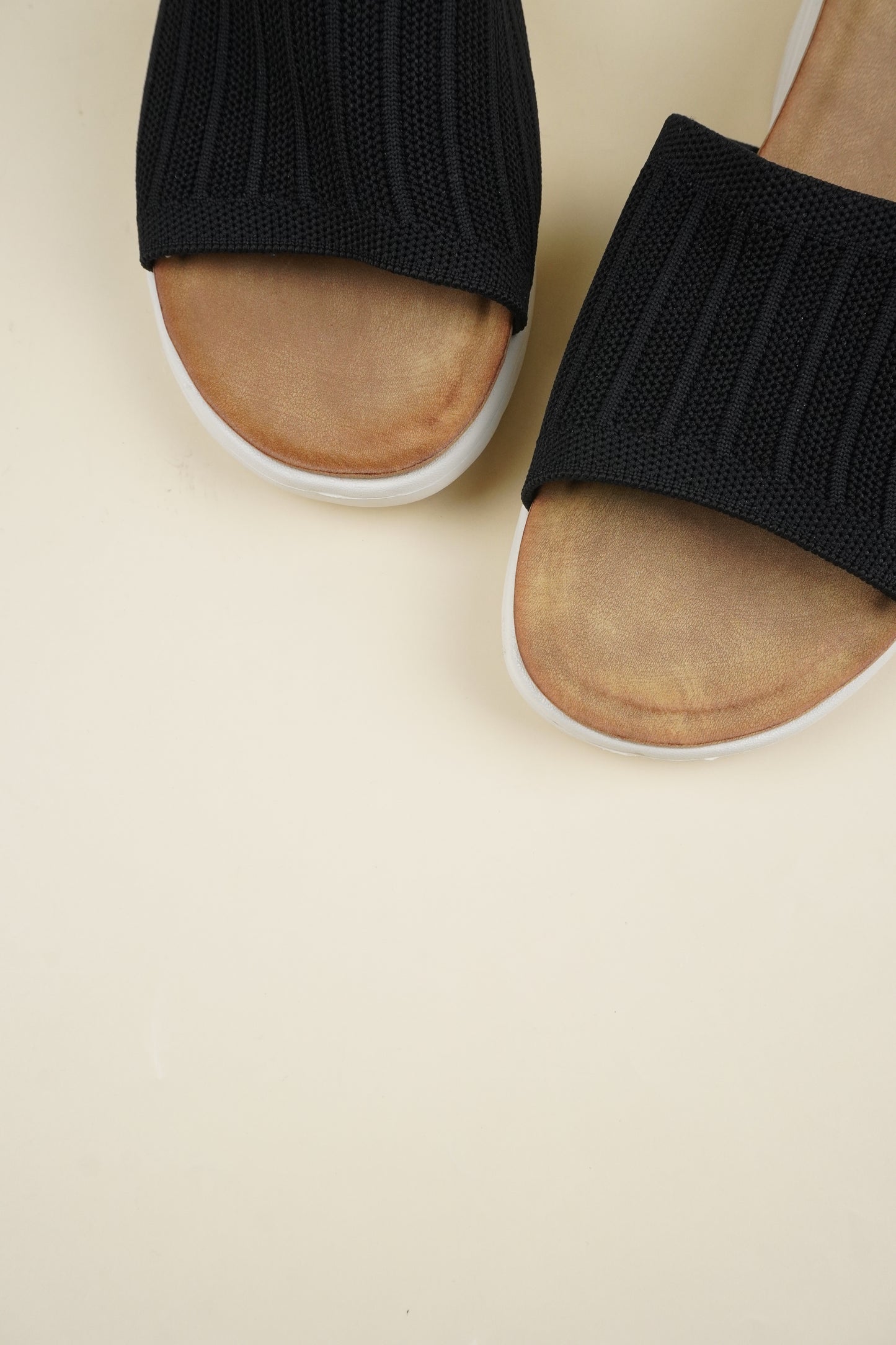 Fabric Light Weight Slippers - Black