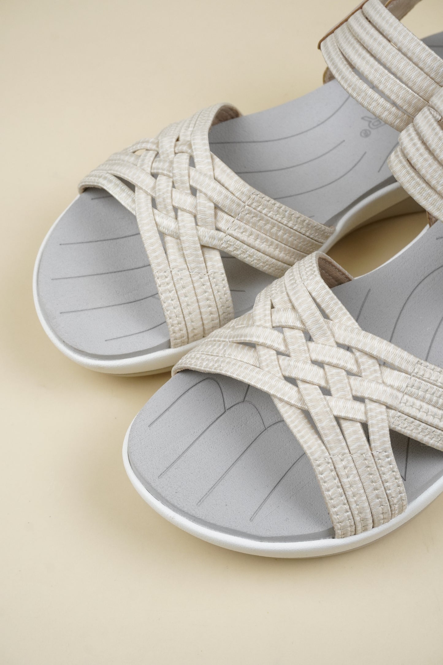 Women's Flex Comfort Sandals - Beige