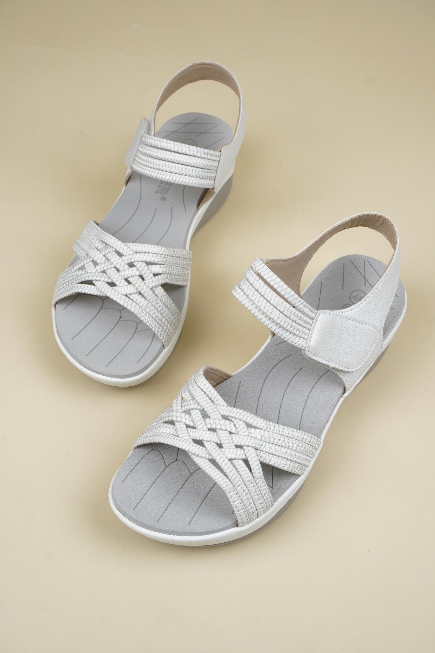 Women's Flex Comfort Sandals - White