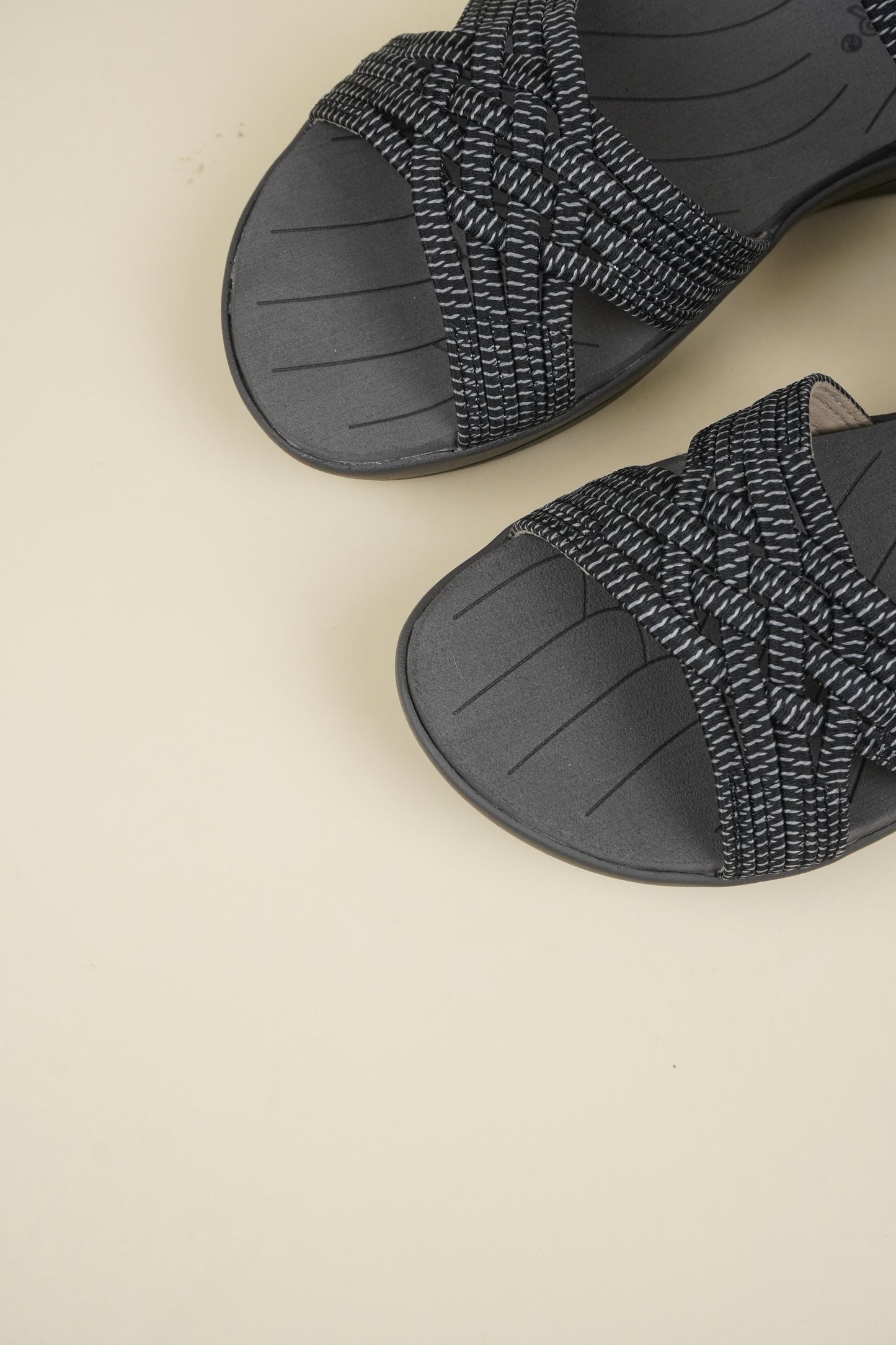Women's Flex Comfort Sandals - Black