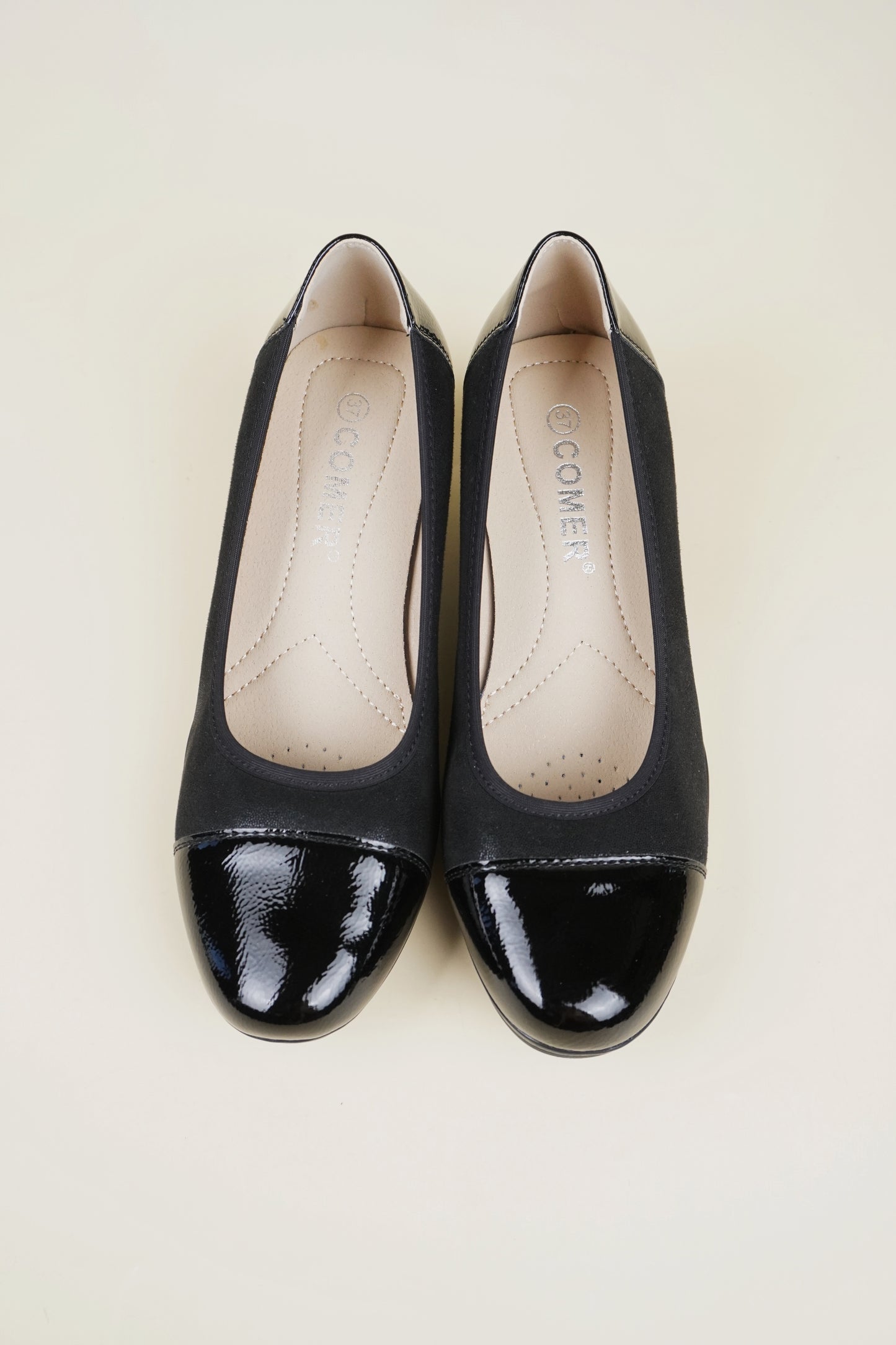 Ladies' Round Toe Pumps Low Heel - Black