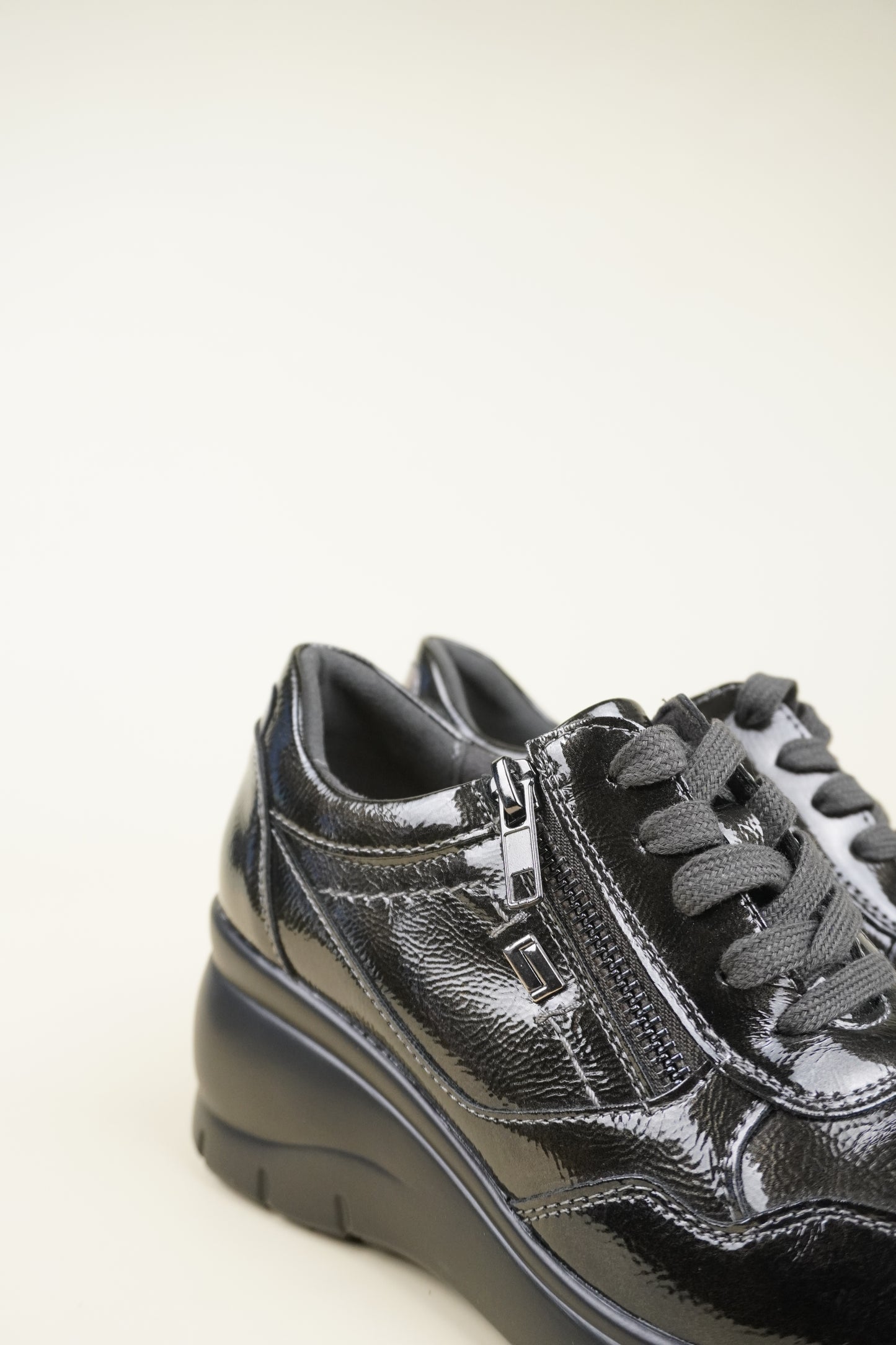 Women's Wedge Sneakers - Gun Color