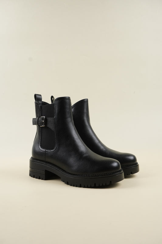 Single-Buckle Ankle Boots - Black
