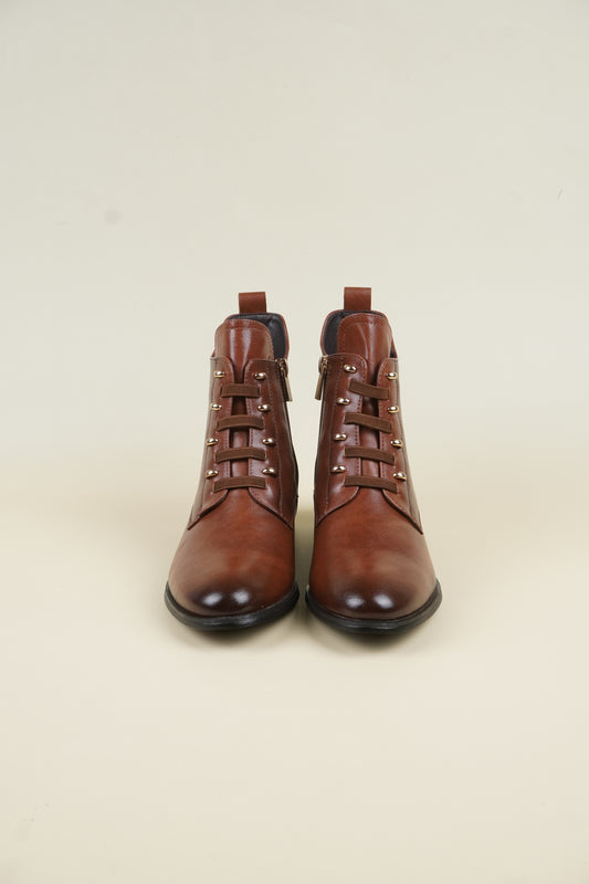 Women's Flat Heel Ankle Boots - Camel