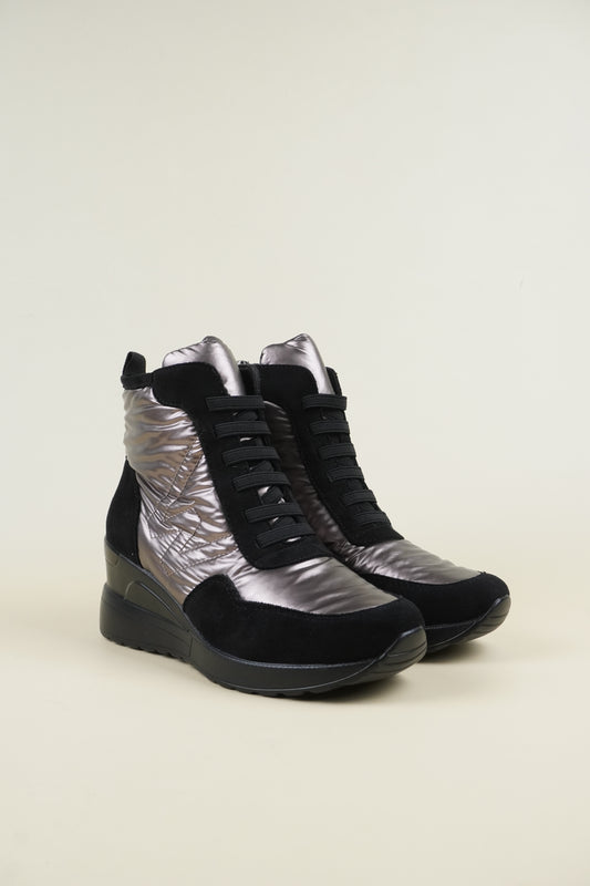 Winter Wedge Ankle Boots - Silver
