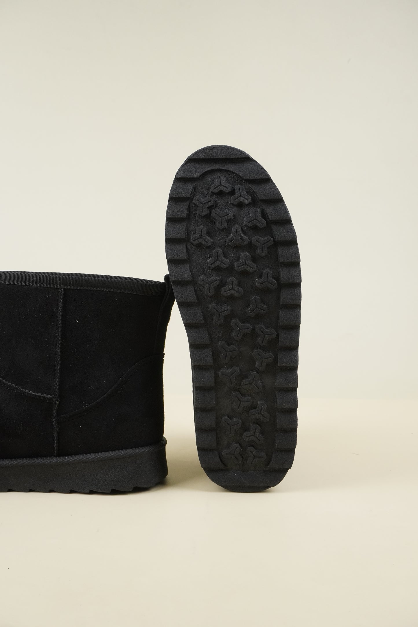 Suede Winter Snow Boots - Black