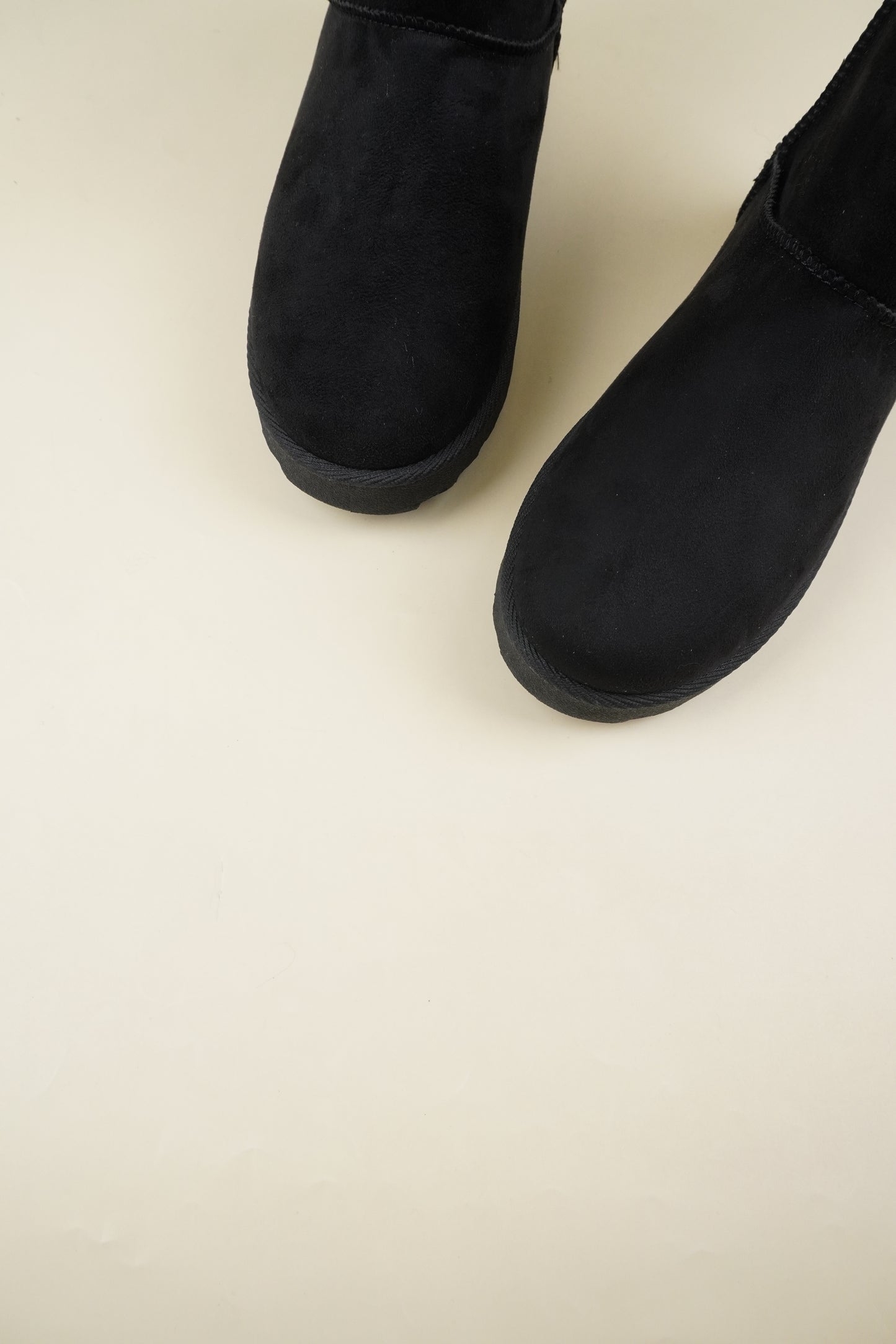 Suede Winter Snow Boots - Black