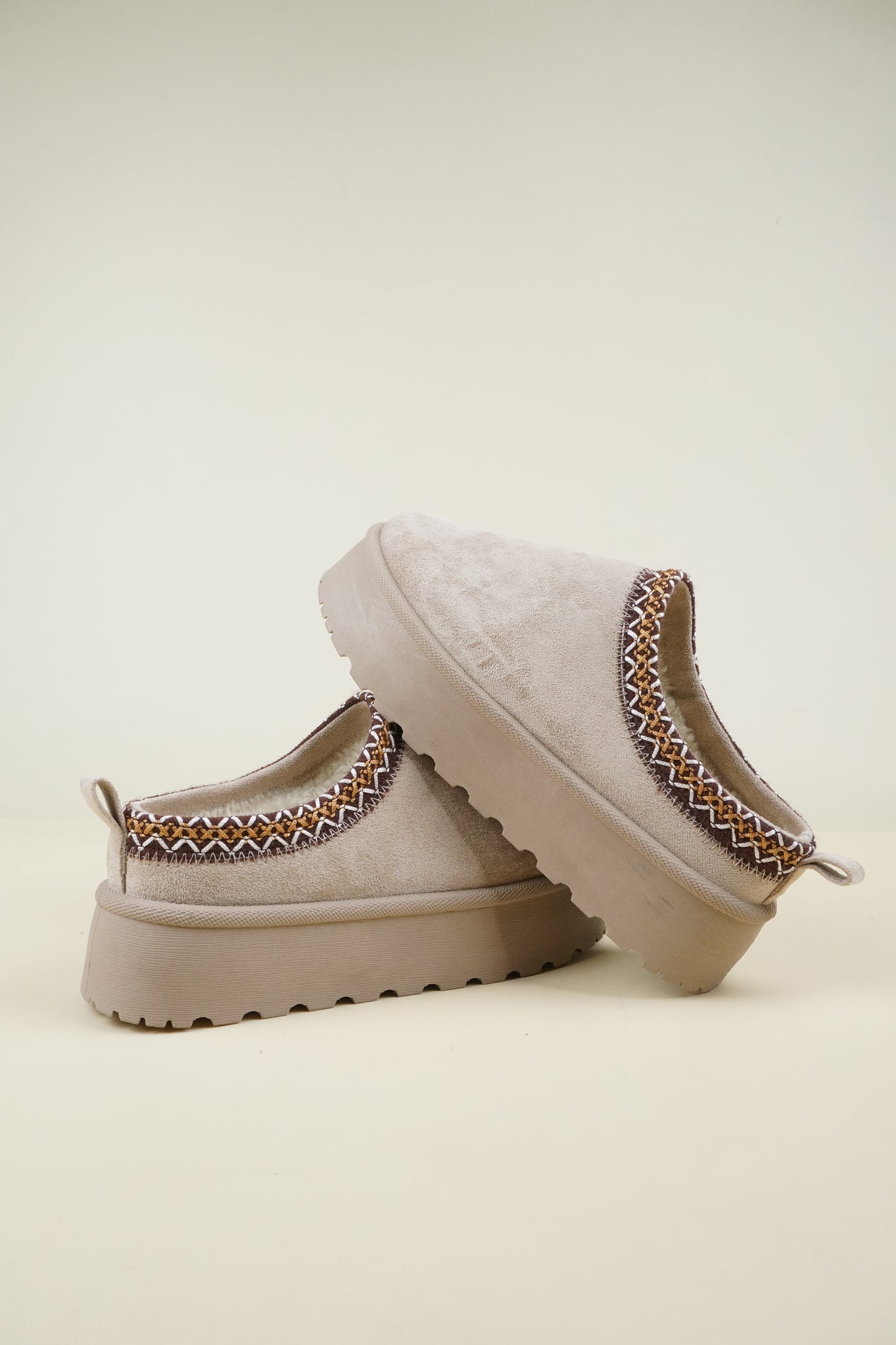 Platformed Winter Slippers - Beige