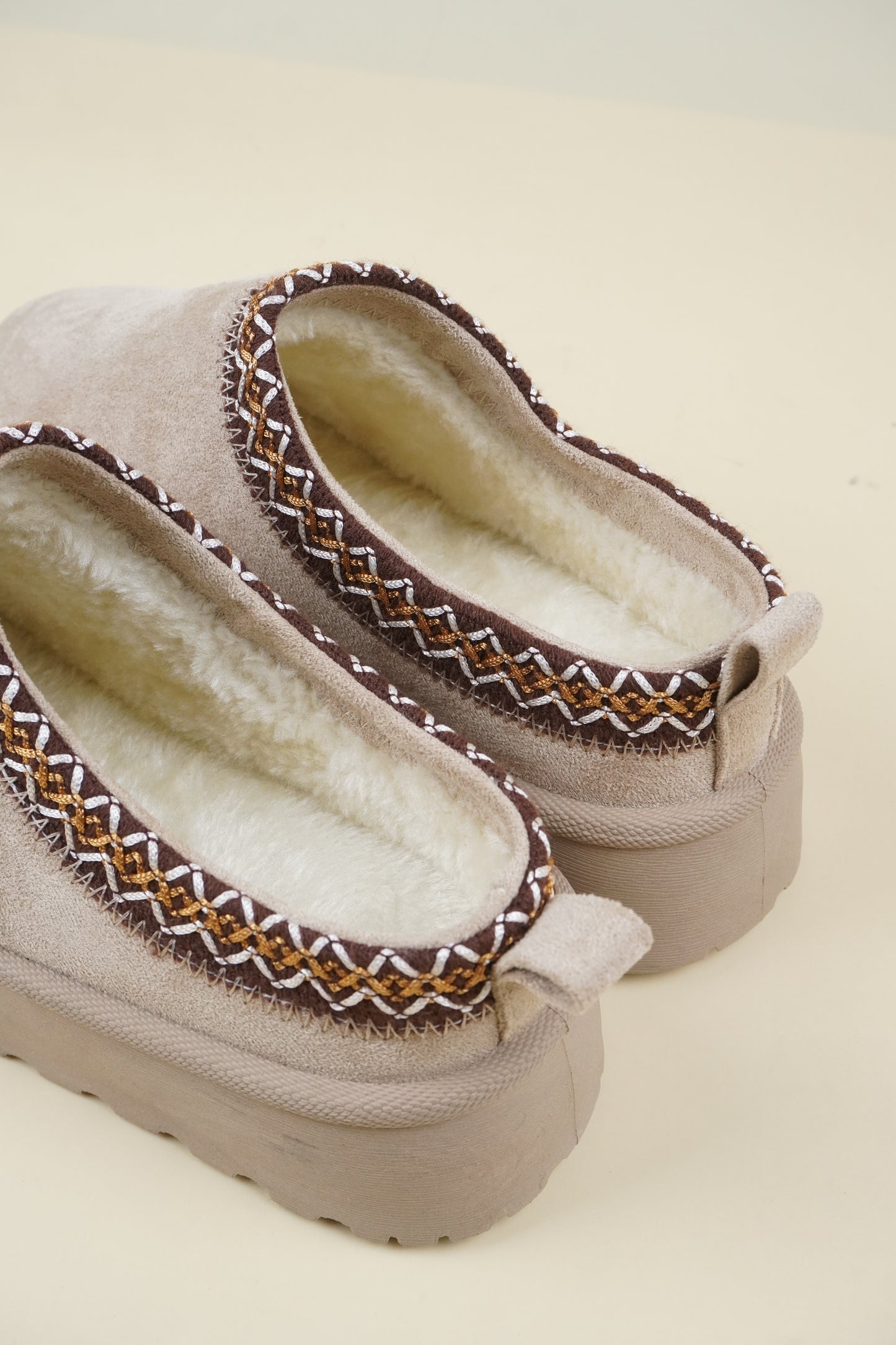 Platformed Winter Slippers - Beige