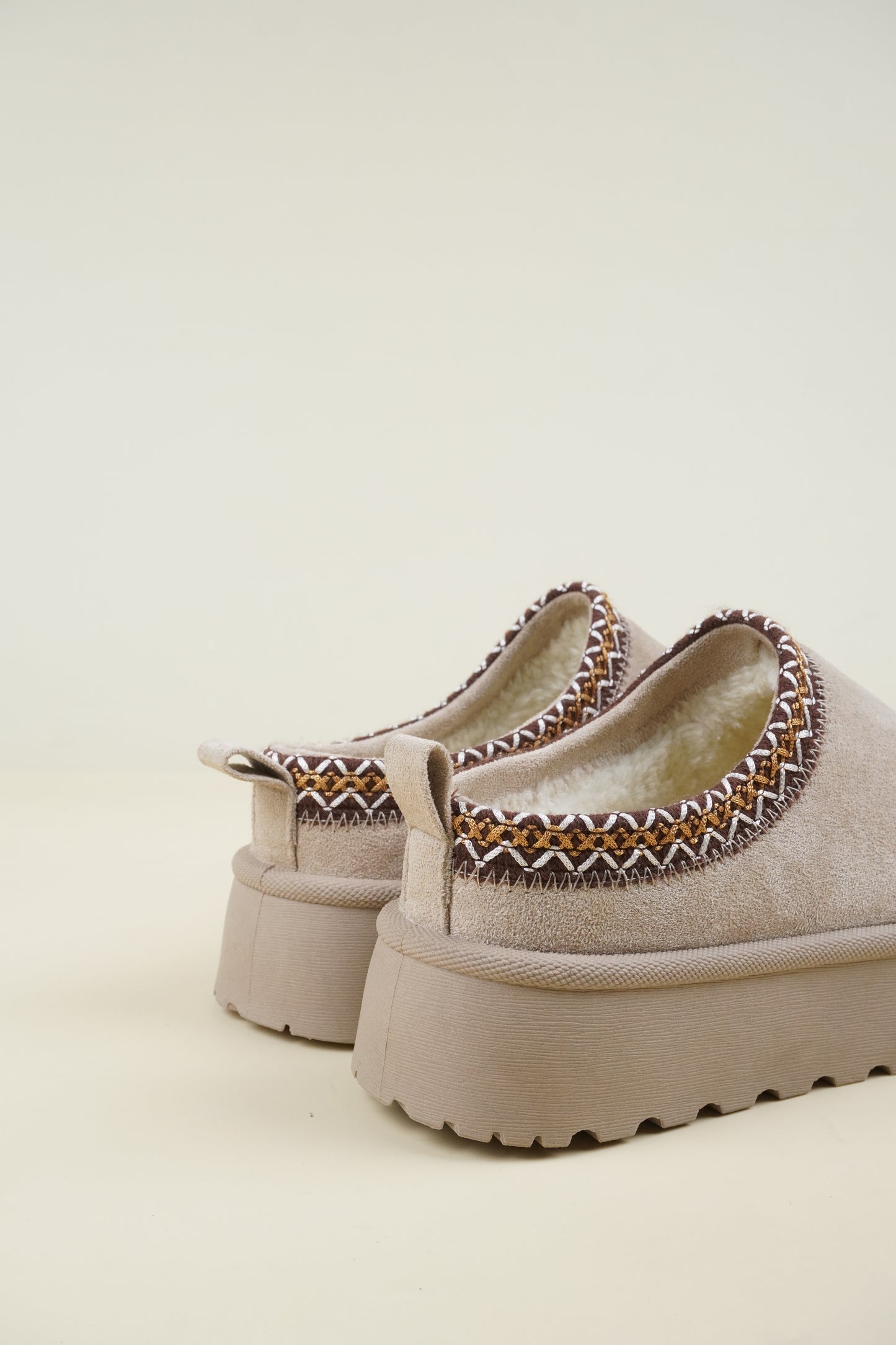 Platformed Winter Slippers - Beige