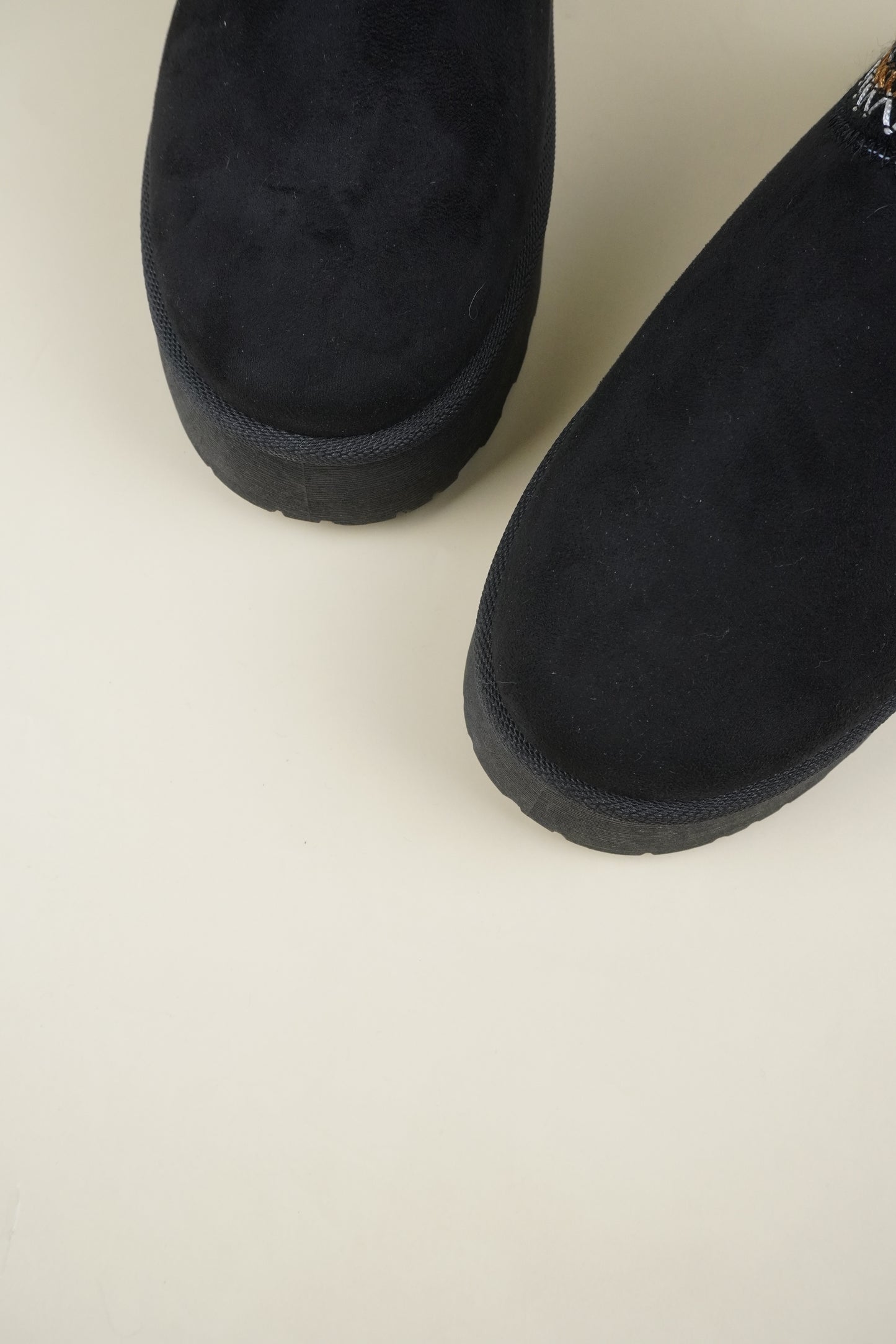 Platformed Winter Slippers - Black