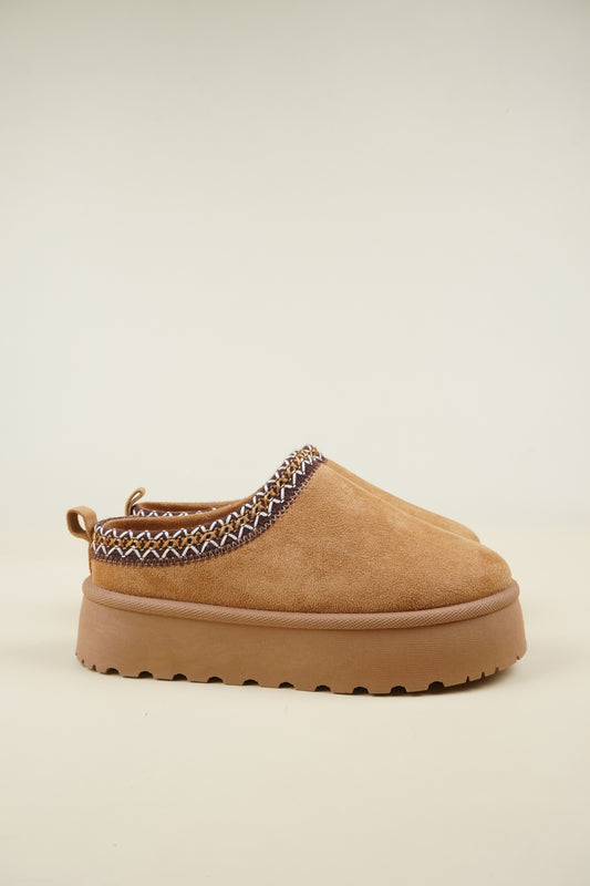 Platformed Winter Slippers - Camel