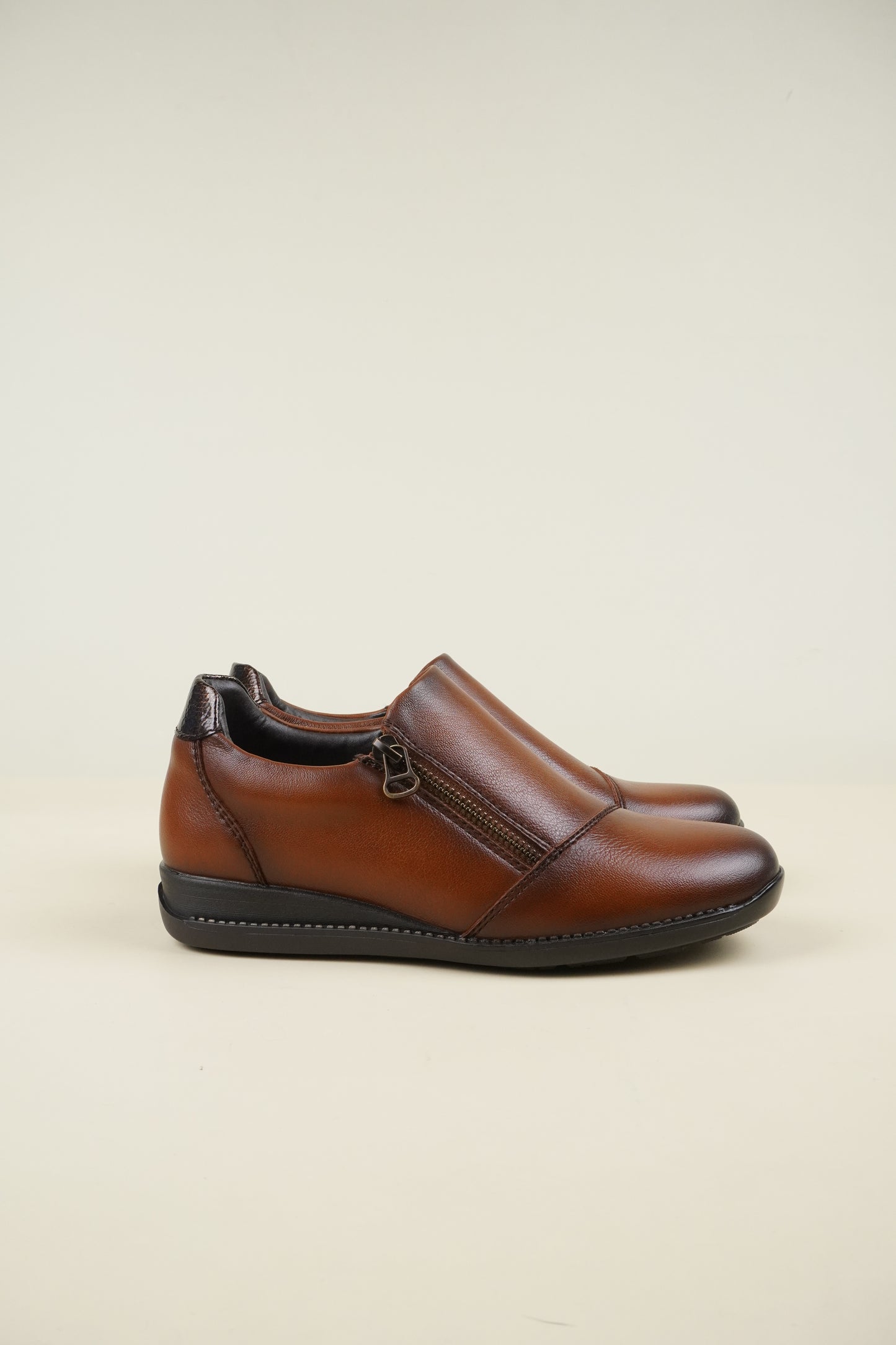 Comfort Slip-On Women's Shoes - Camel